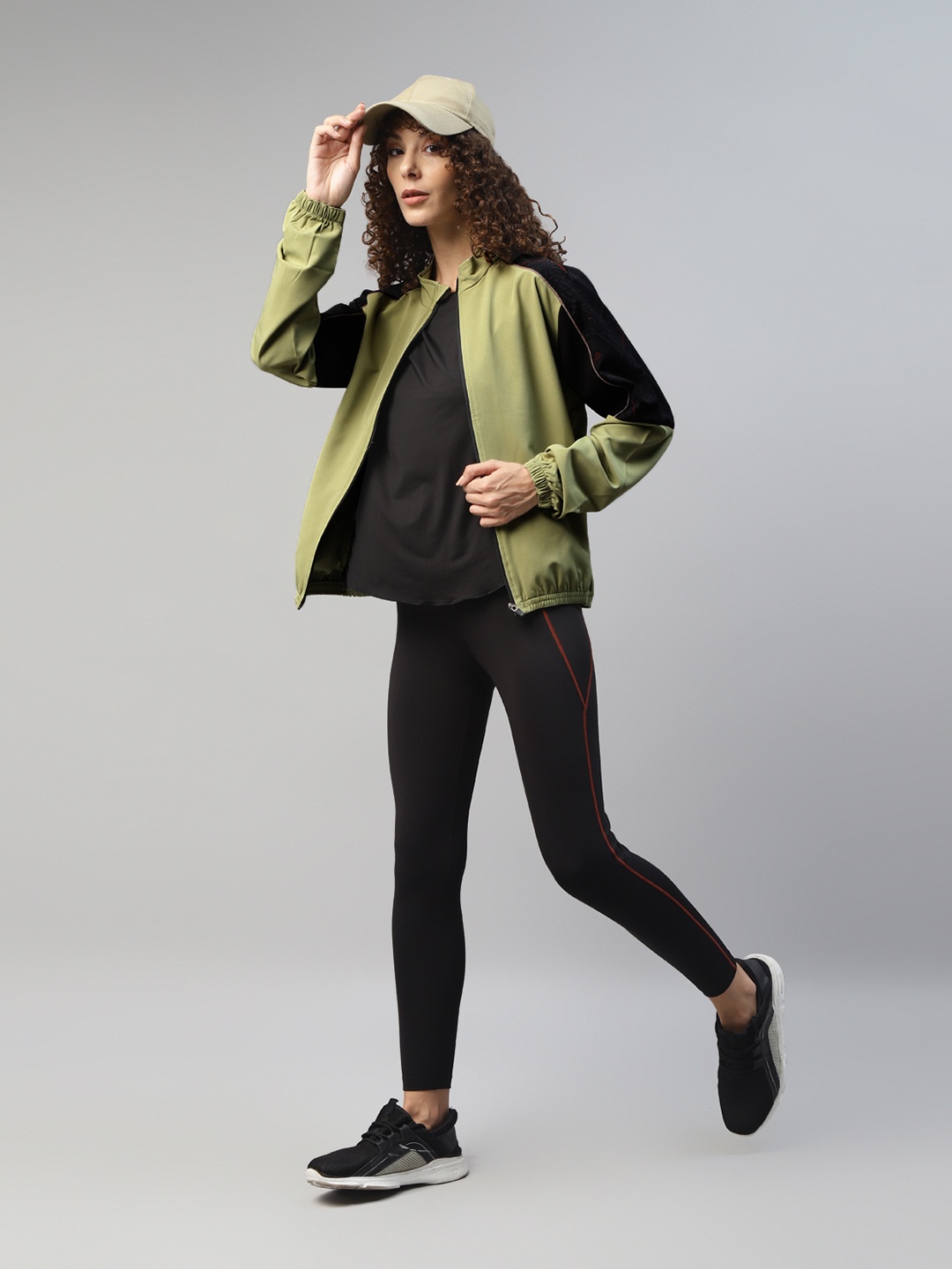 

DIDA Women Dynamic Abstract Colorblock Dry-Fit Activewear Sports Training Track Suit, Green