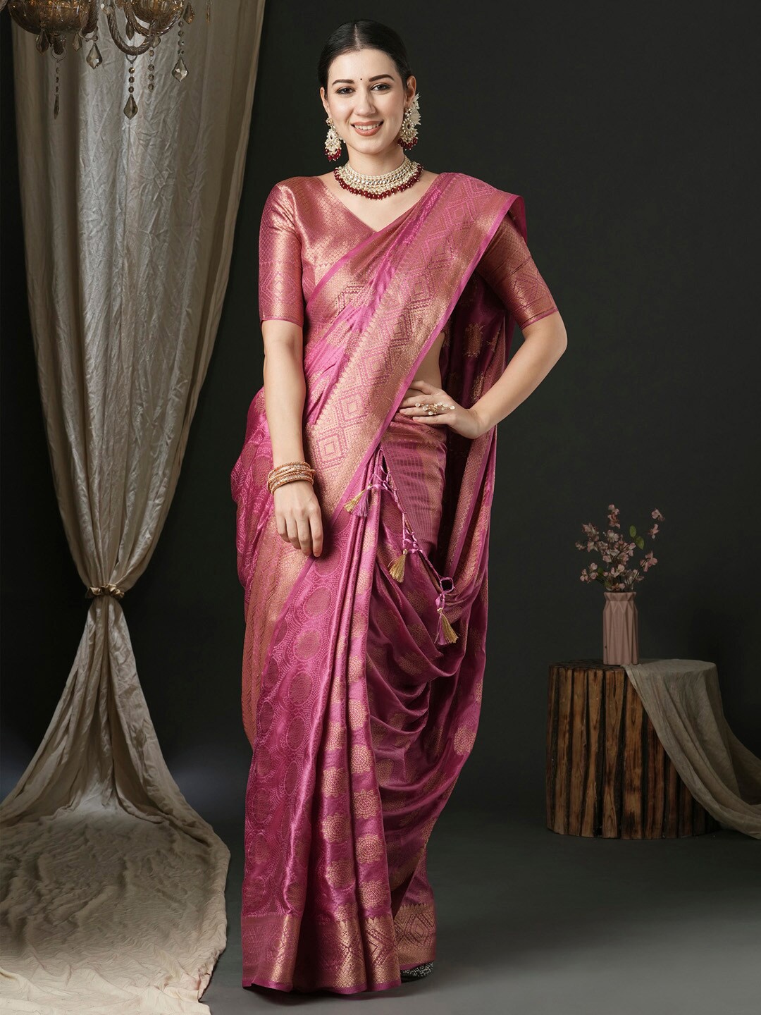 

Anouk Bandhani Woven Design Zari Banarasi Saree, Pink