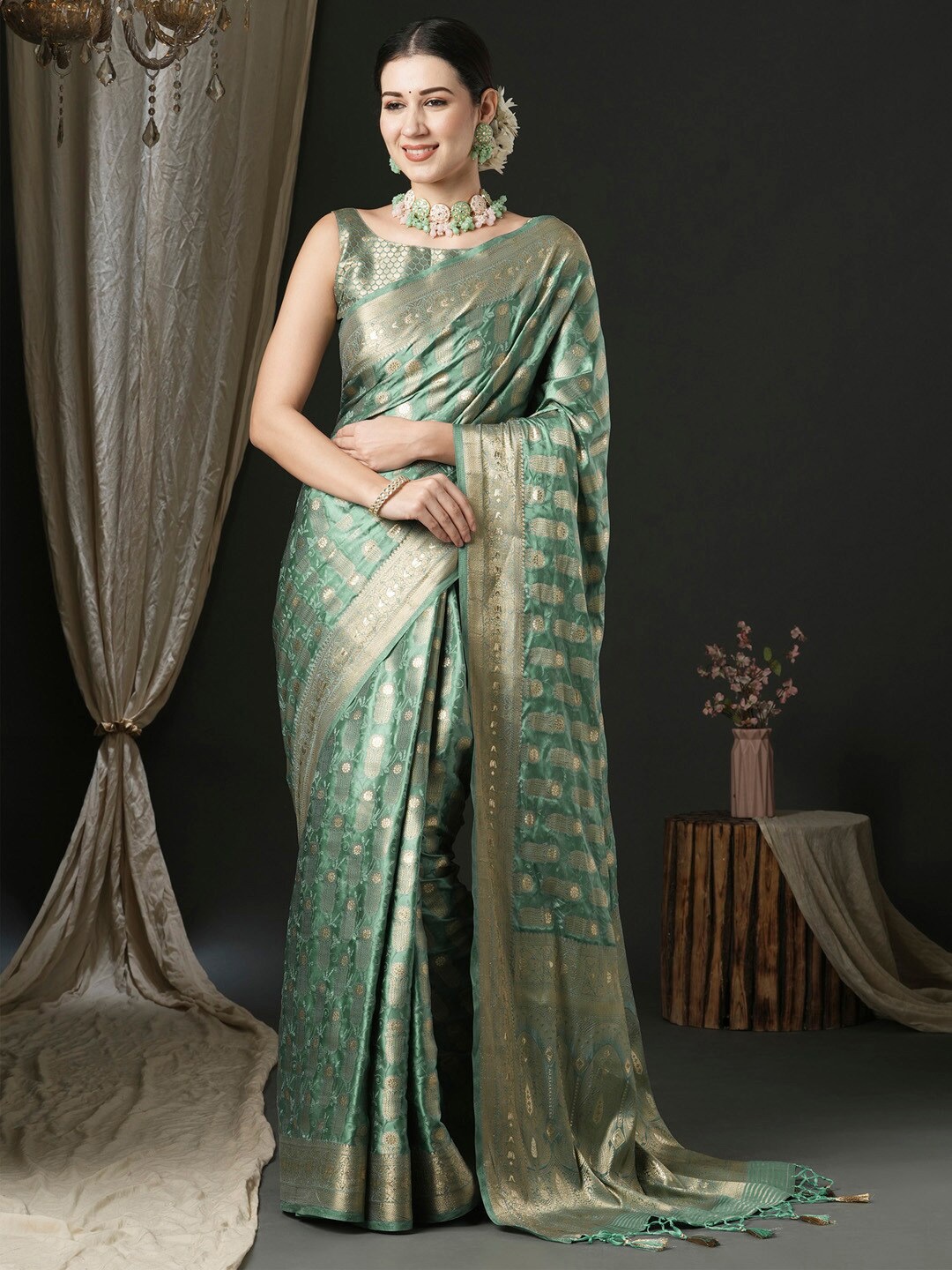 

Anouk Ethnic Motifs Woven Design Zari Banarasi Saree, Sea green
