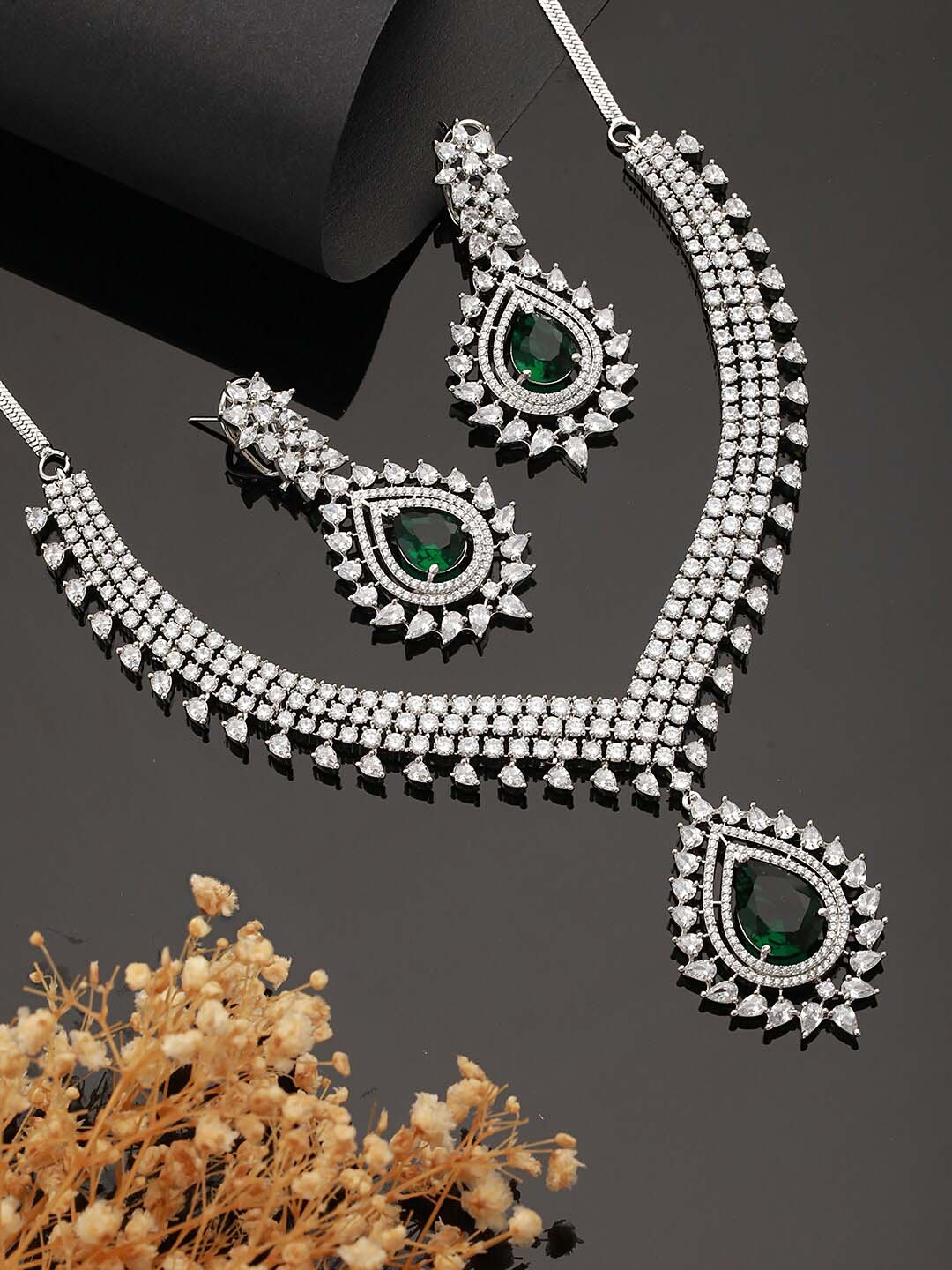 

Saraf RS Jewellery Emerald Studded Jewellery Set, Silver