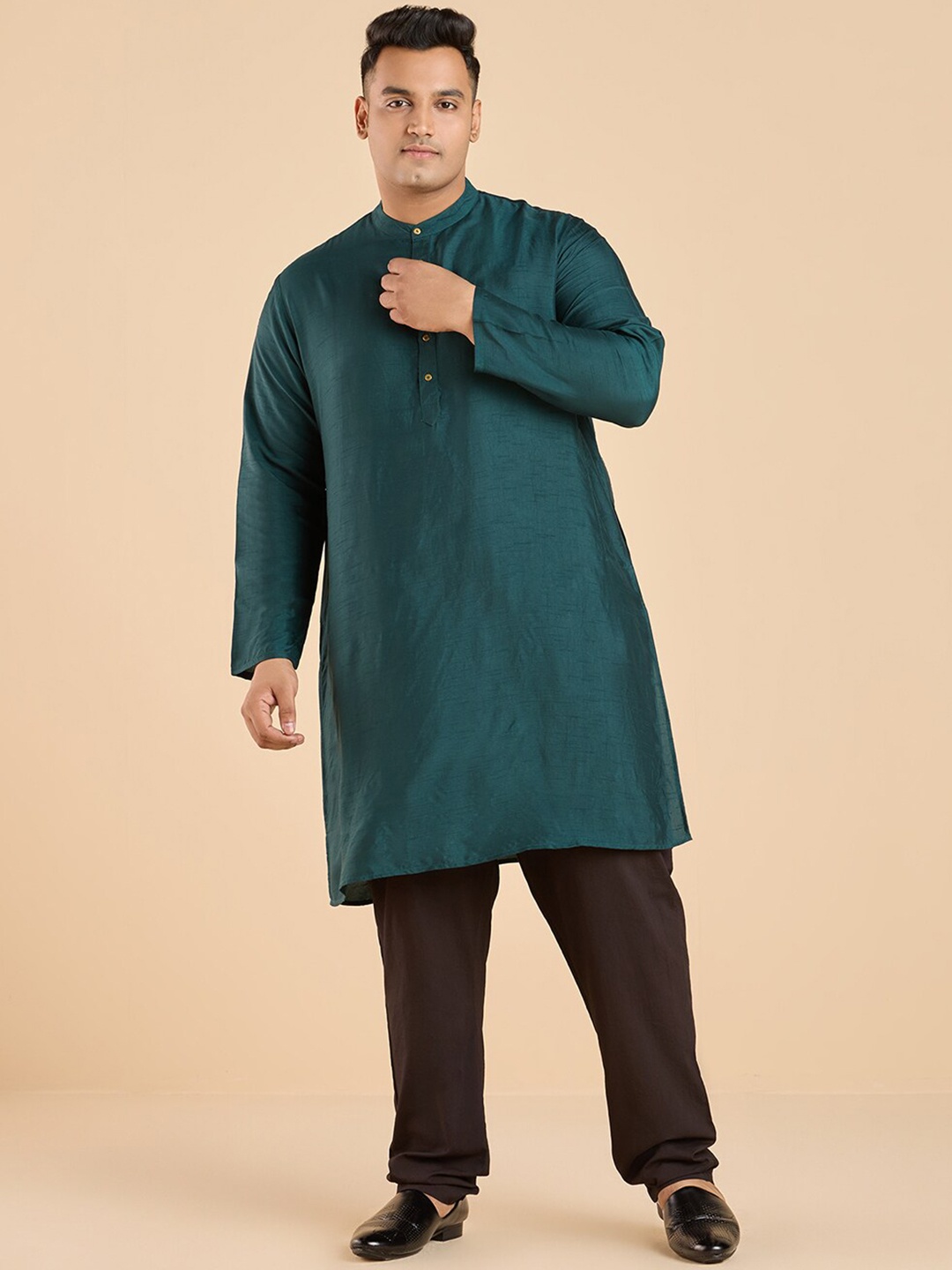 

Big Hello - The Plus Life Band Collar Straight Kurta, Green