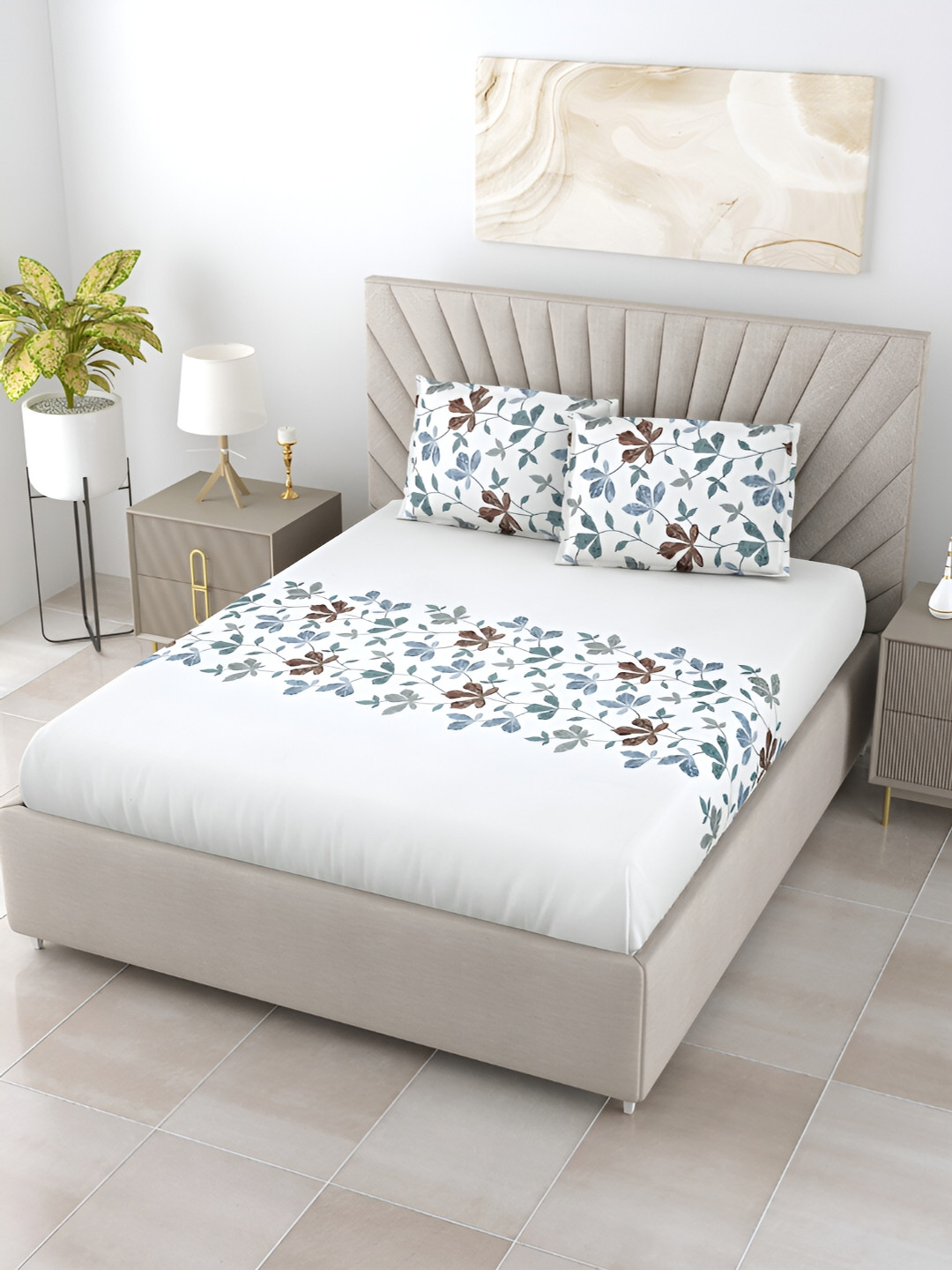 

Salona Bichona White & Blue Floral 300 TC King Bedsheet Set