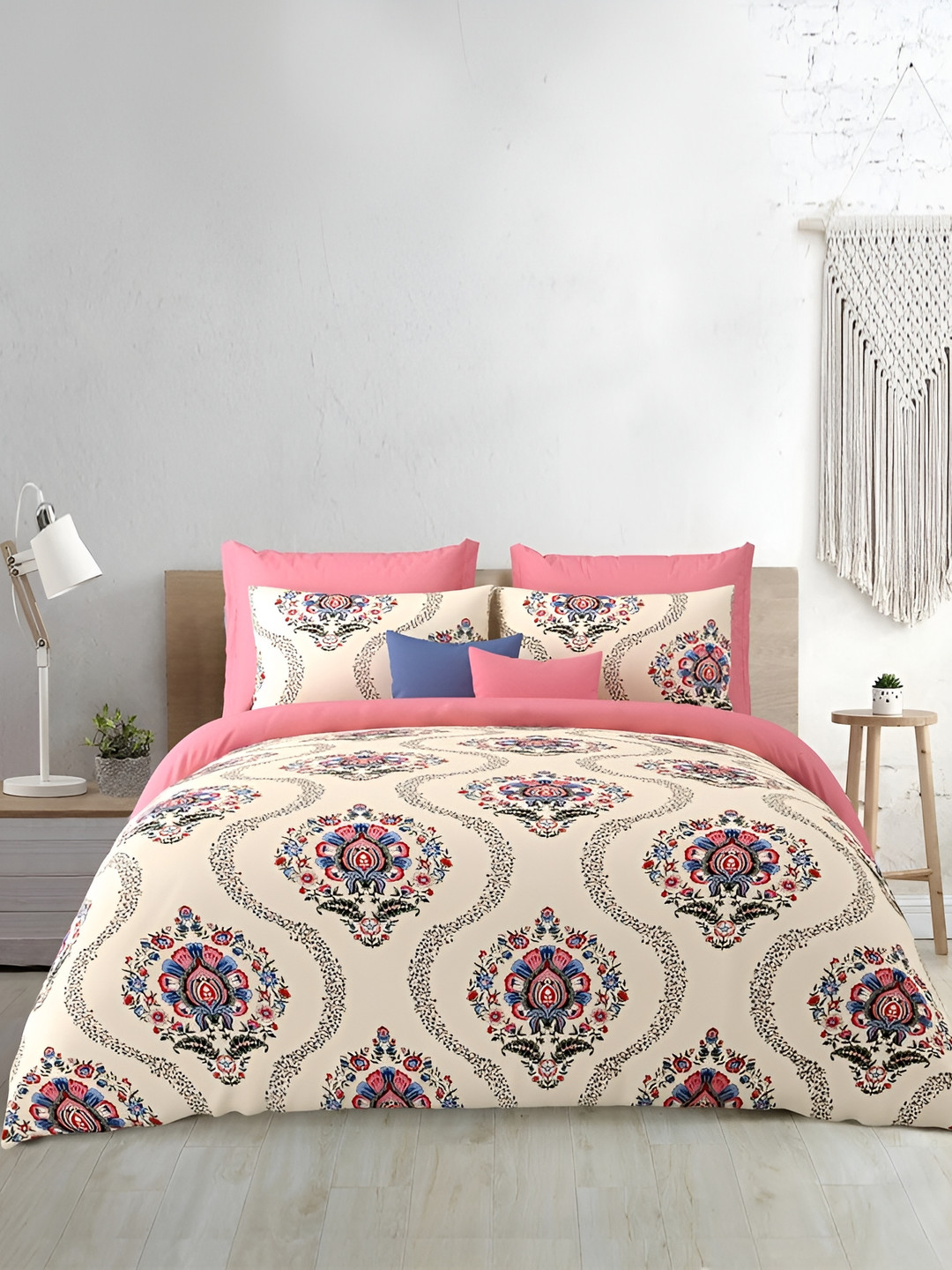

Salona Bichona Beige & Blue Ethnic Motifs 152 TC King Bedsheet Set