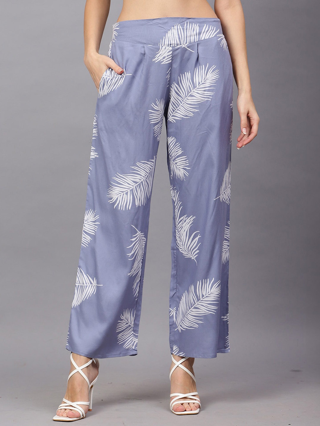 

Indietoga Rayon Leaf Print Pleated Trousers with Pockets, Blue