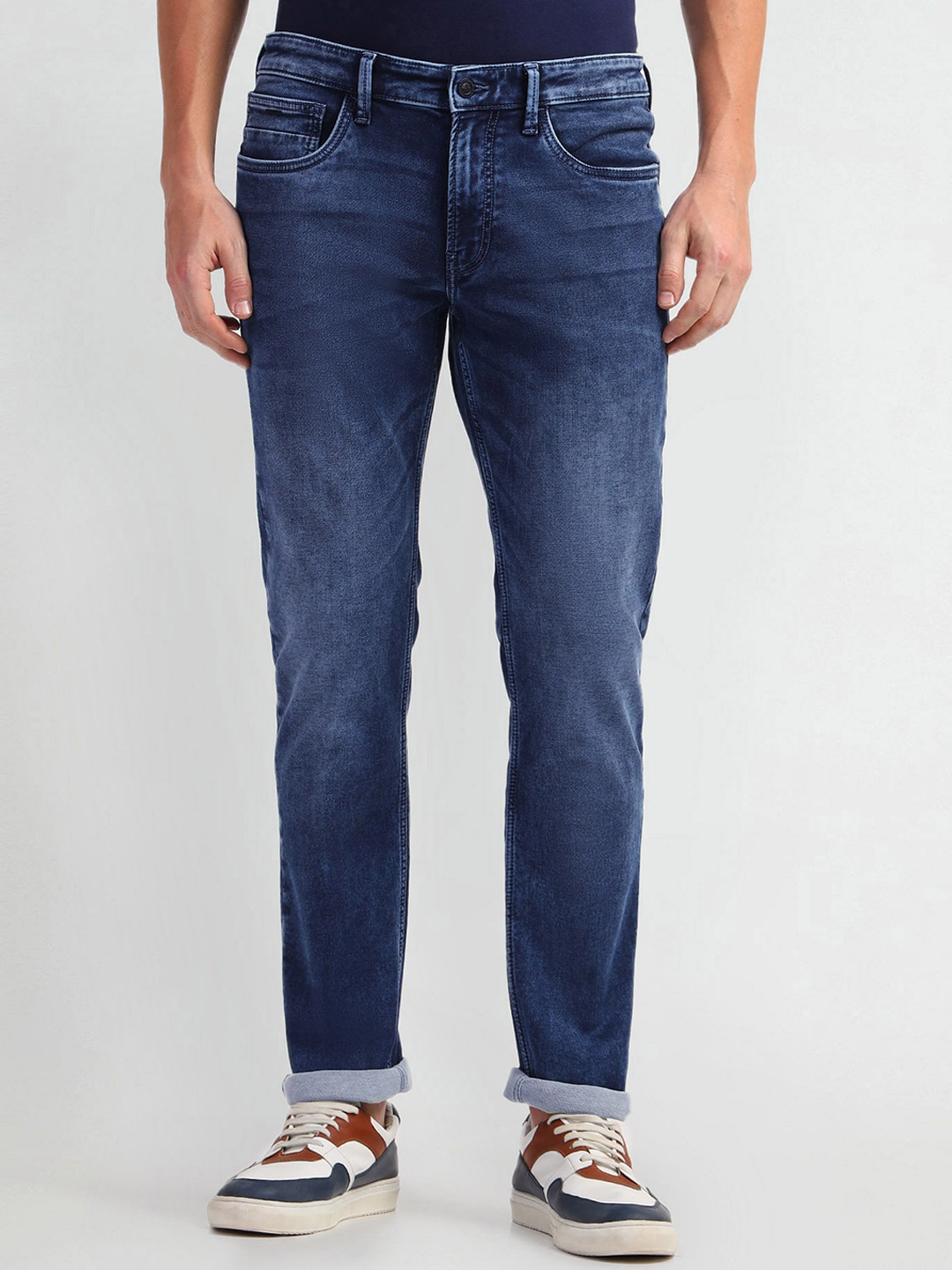 

Arrow Sport Men Jameson Slim Fit Mid-Rise Light Fade Stretchable Jeans, Blue