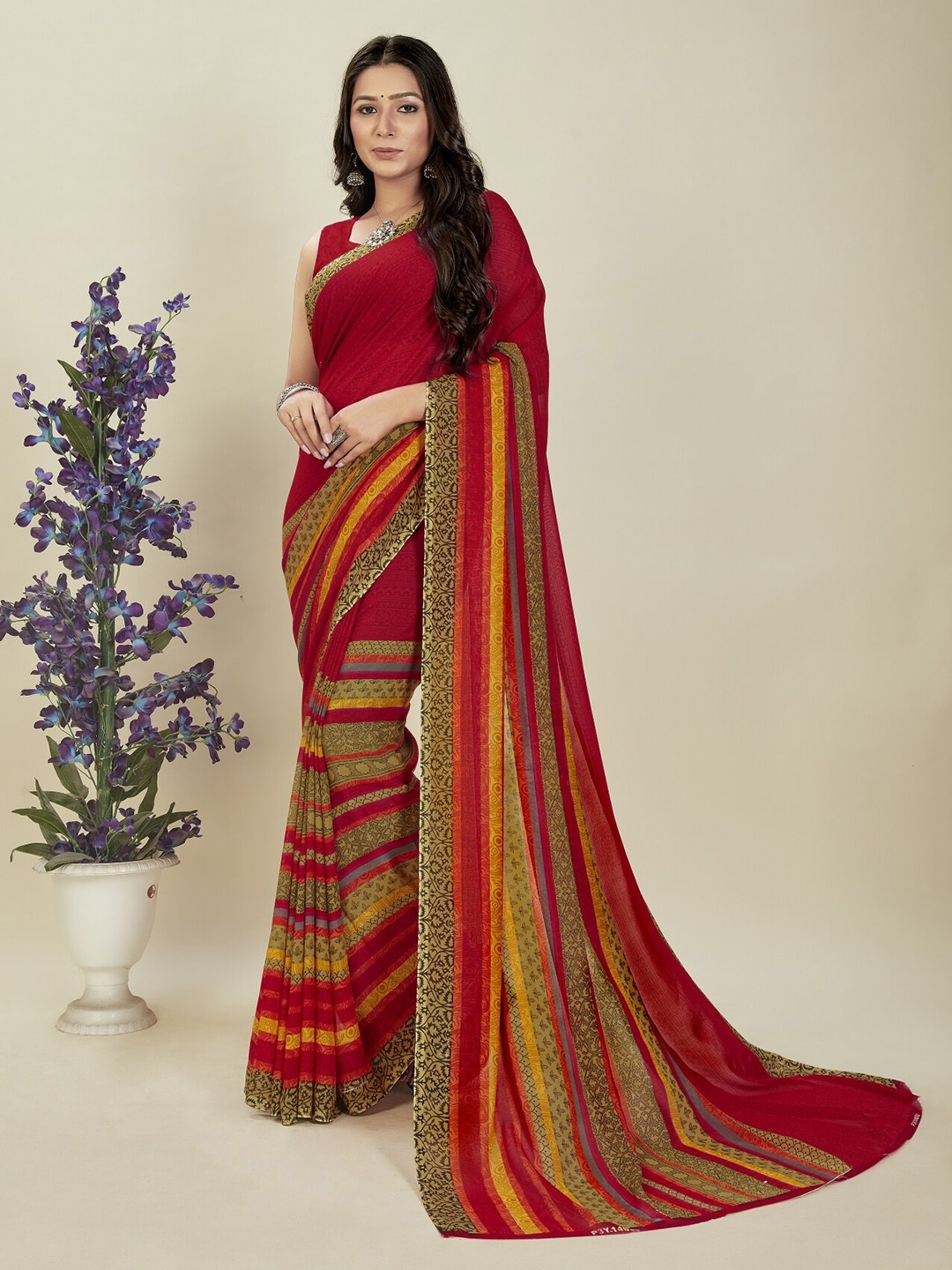 

Moda Rapido Ethnic Motifs Printed Saree, Red