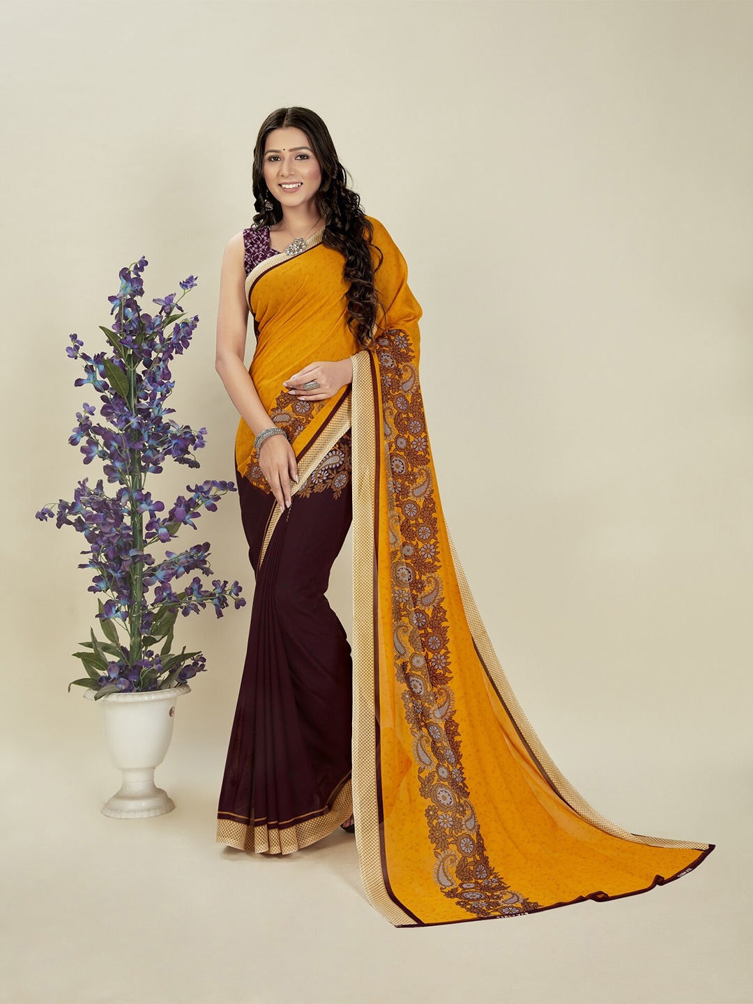 

Moda Rapido Colourblocked Printed Saree, Yellow