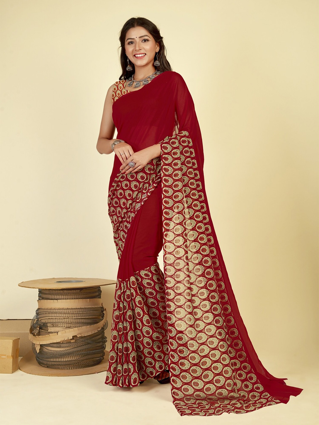 

Moda Rapido Geometric Printed Saree, Red