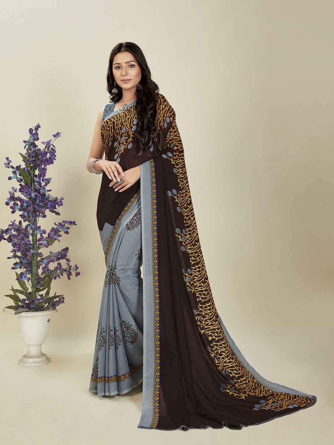 

Moda Rapido Ethnic Motifs Printed Saree With Blouse Piece, Brown