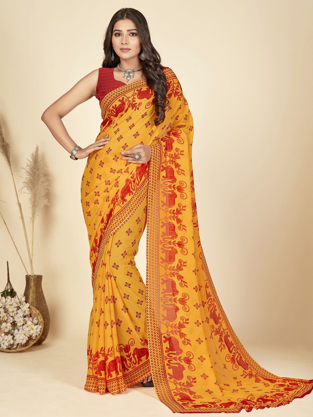 

Moda Rapido Ethnic Motifs Printed Saree With Blouse Piece, Red