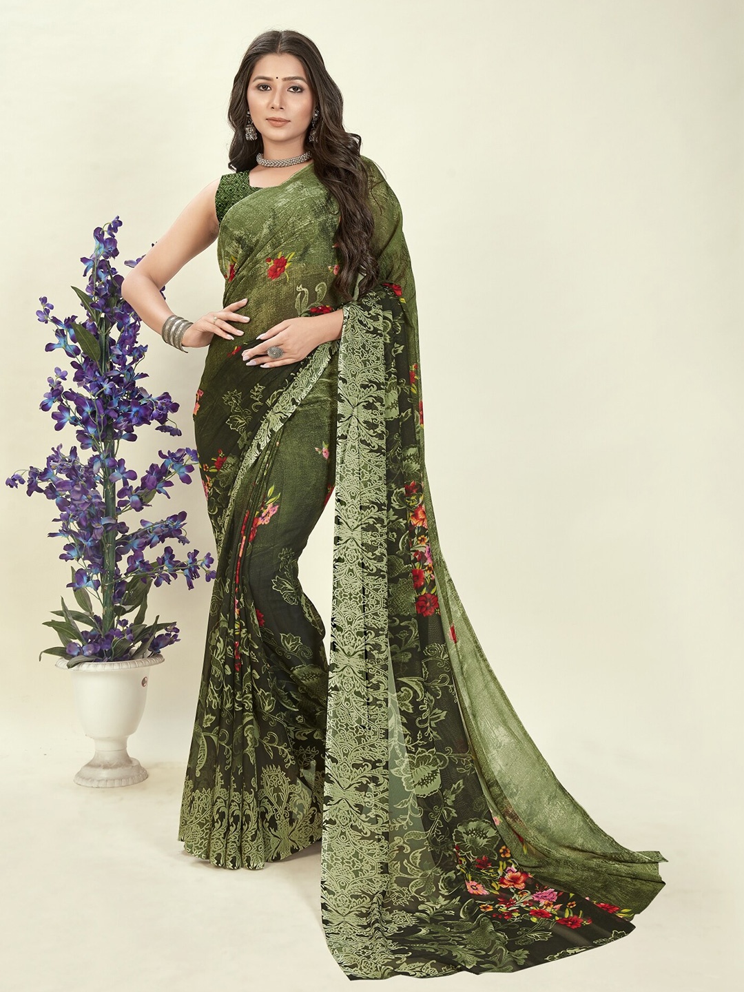 Moda Rapido Floral Printed Saree, Green