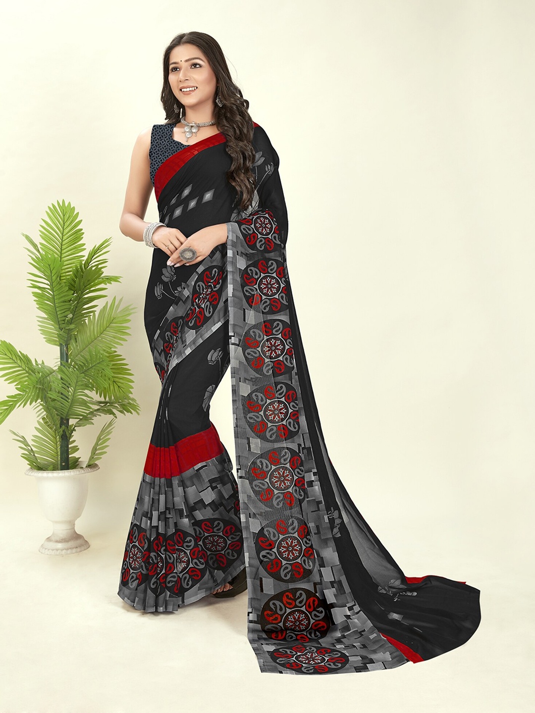 

ANAND SAREES Ethnic Motifs Printed Saree, Black