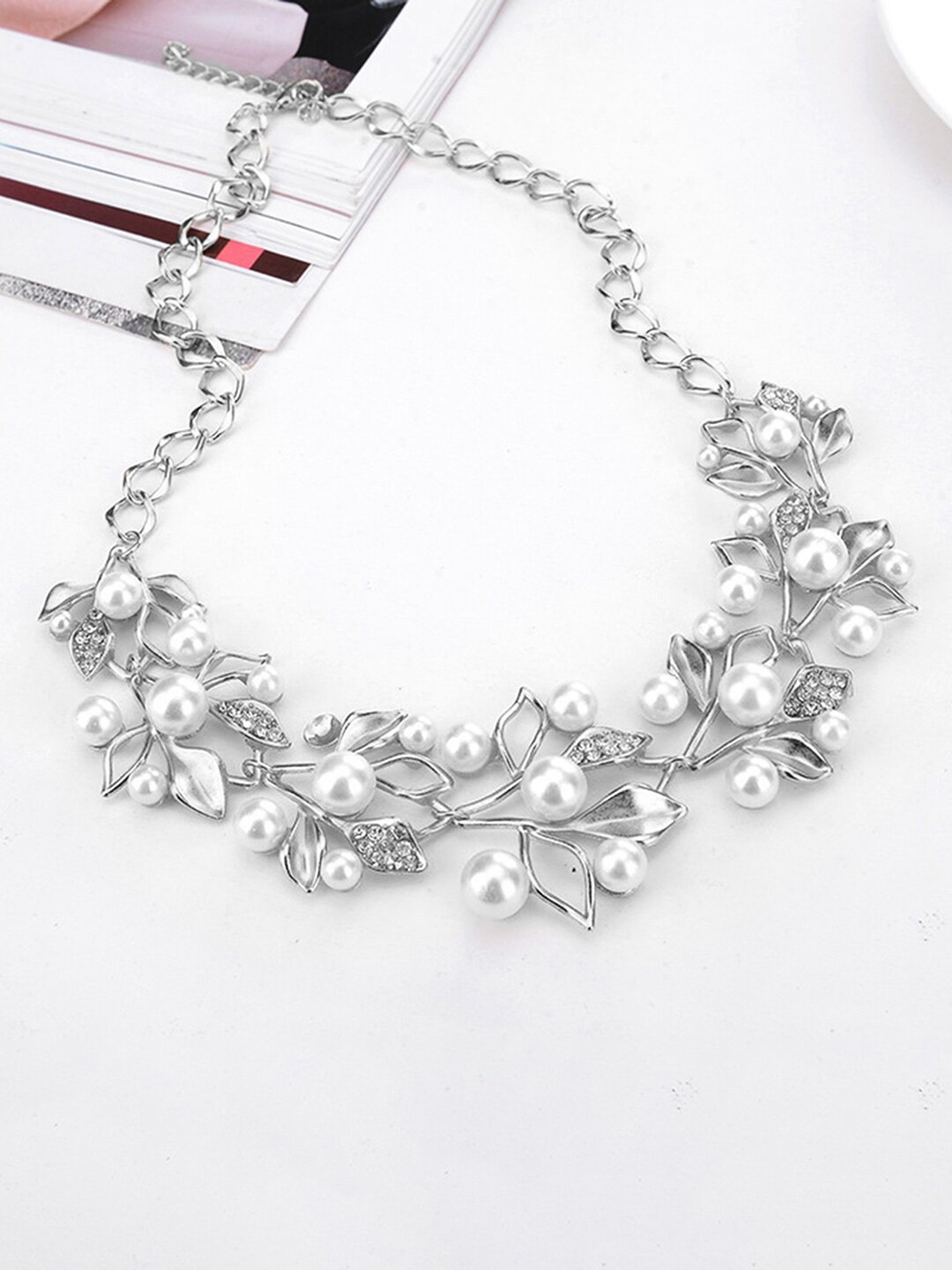 

Peora Silver-Plated Pearls Beaded Jewellery Set