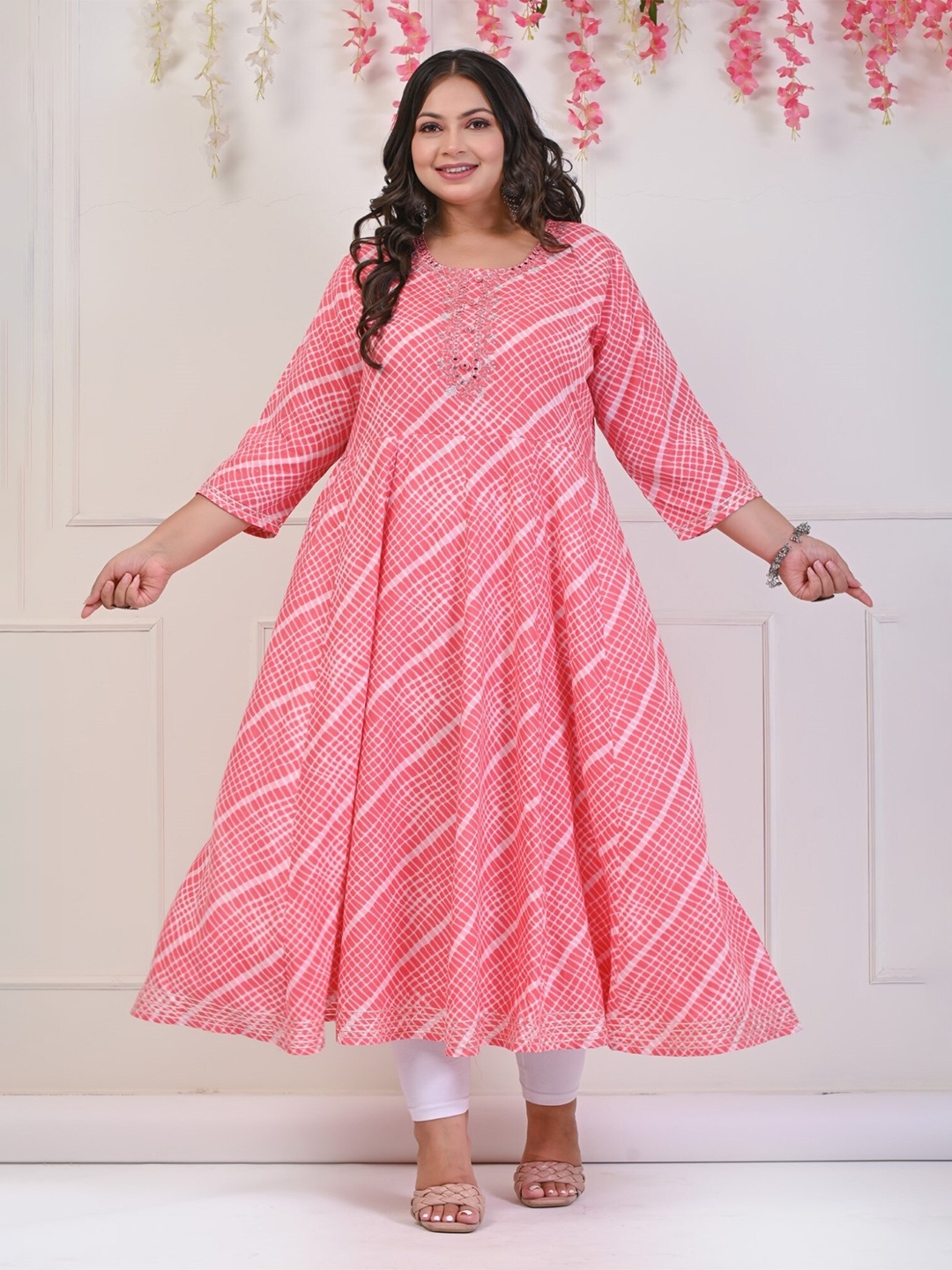 

KALINI Round Neck Printed Kurta, Peach