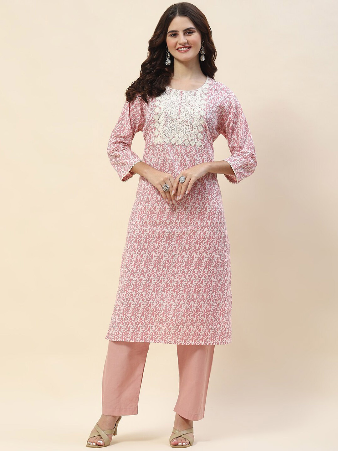 

Meena Bazaar Floral Printed Thread Work Cotton Kurta With Palazzos, Pink