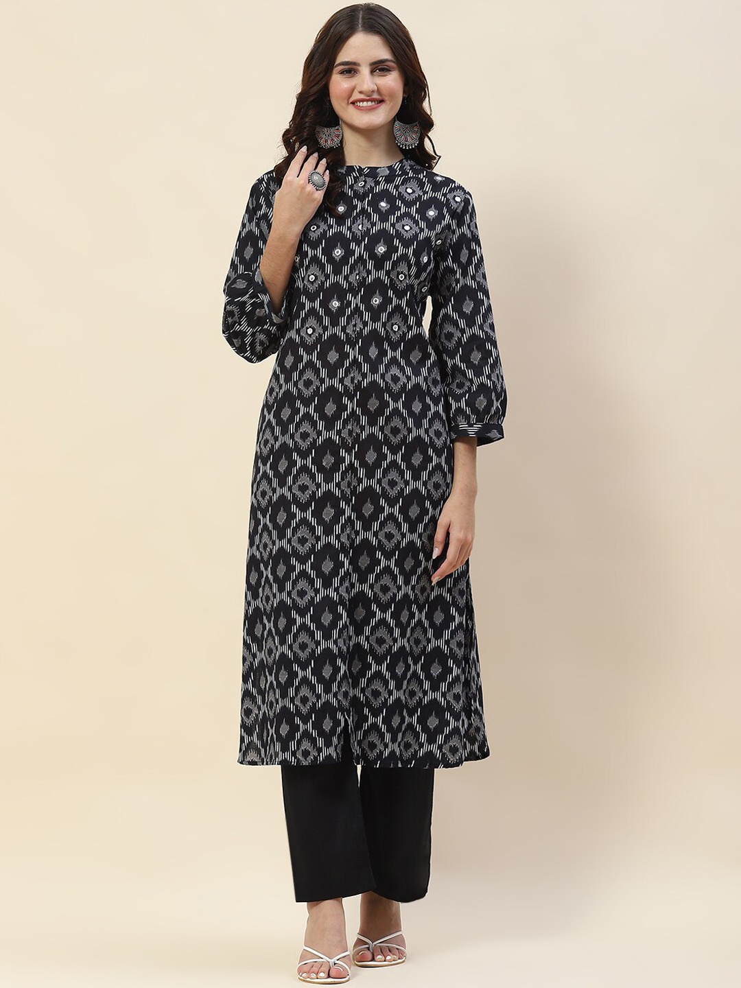 

Meena Bazaar Ethnic Motifs Printed Band Collar Kurta with Trousers, Black