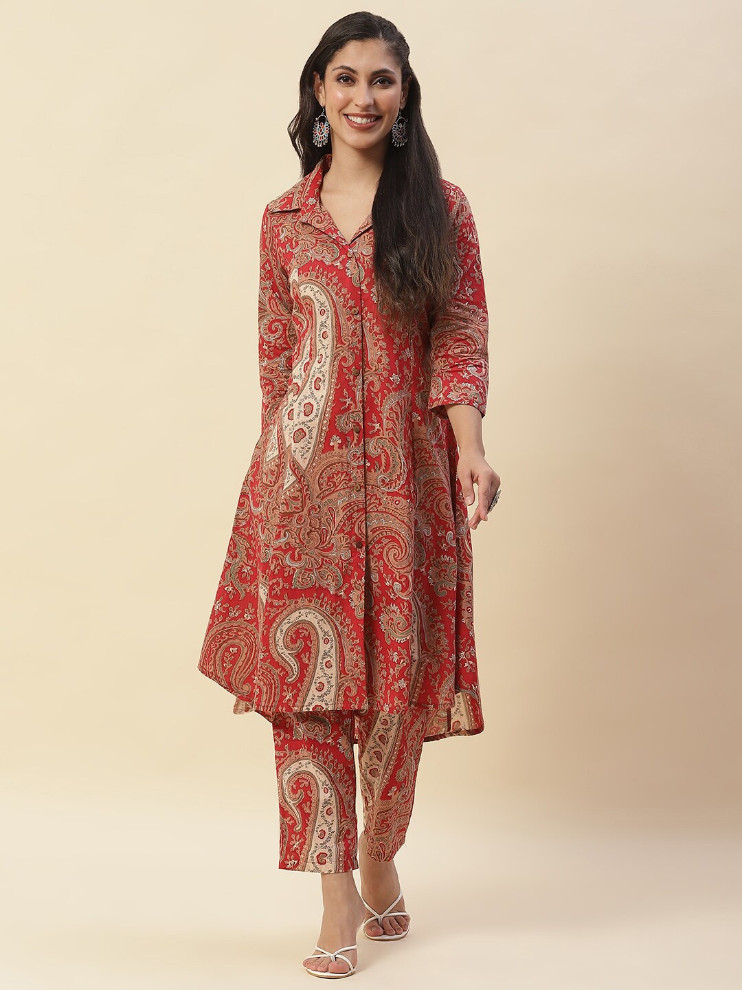 

Meena Bazaar Paisley Printed Shirt Collar A-Line Kurta With Trouser, Red