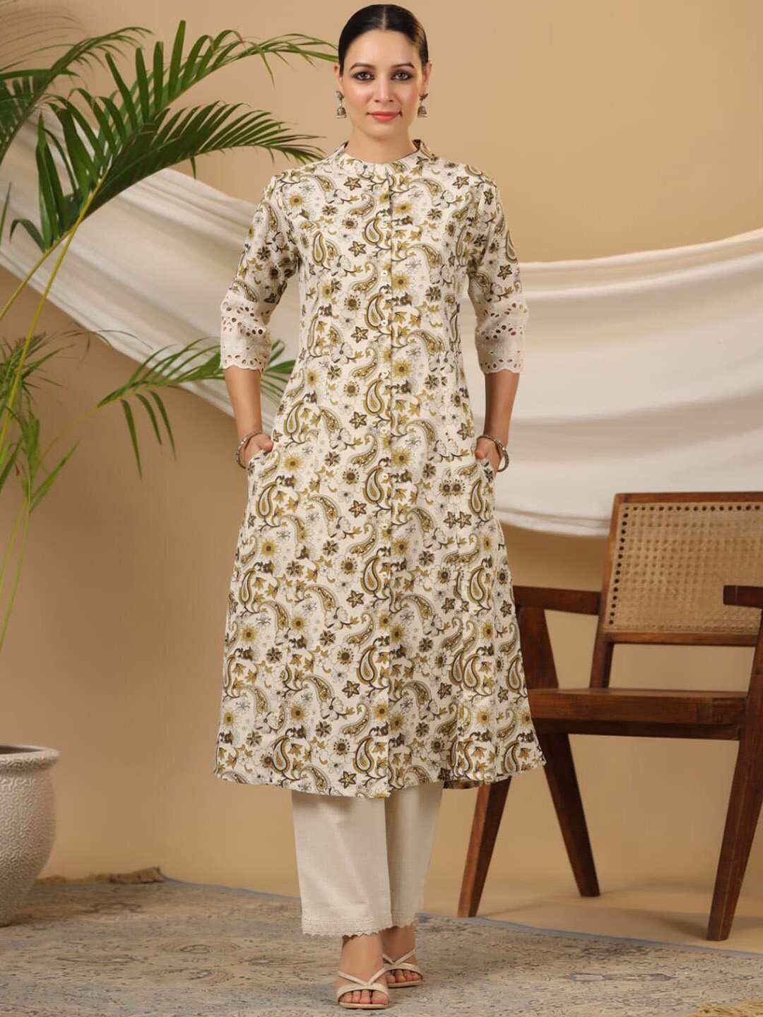 

Meena Bazaar Ethnic Motifs Printed Band Collar Kurta with Trousers, Beige