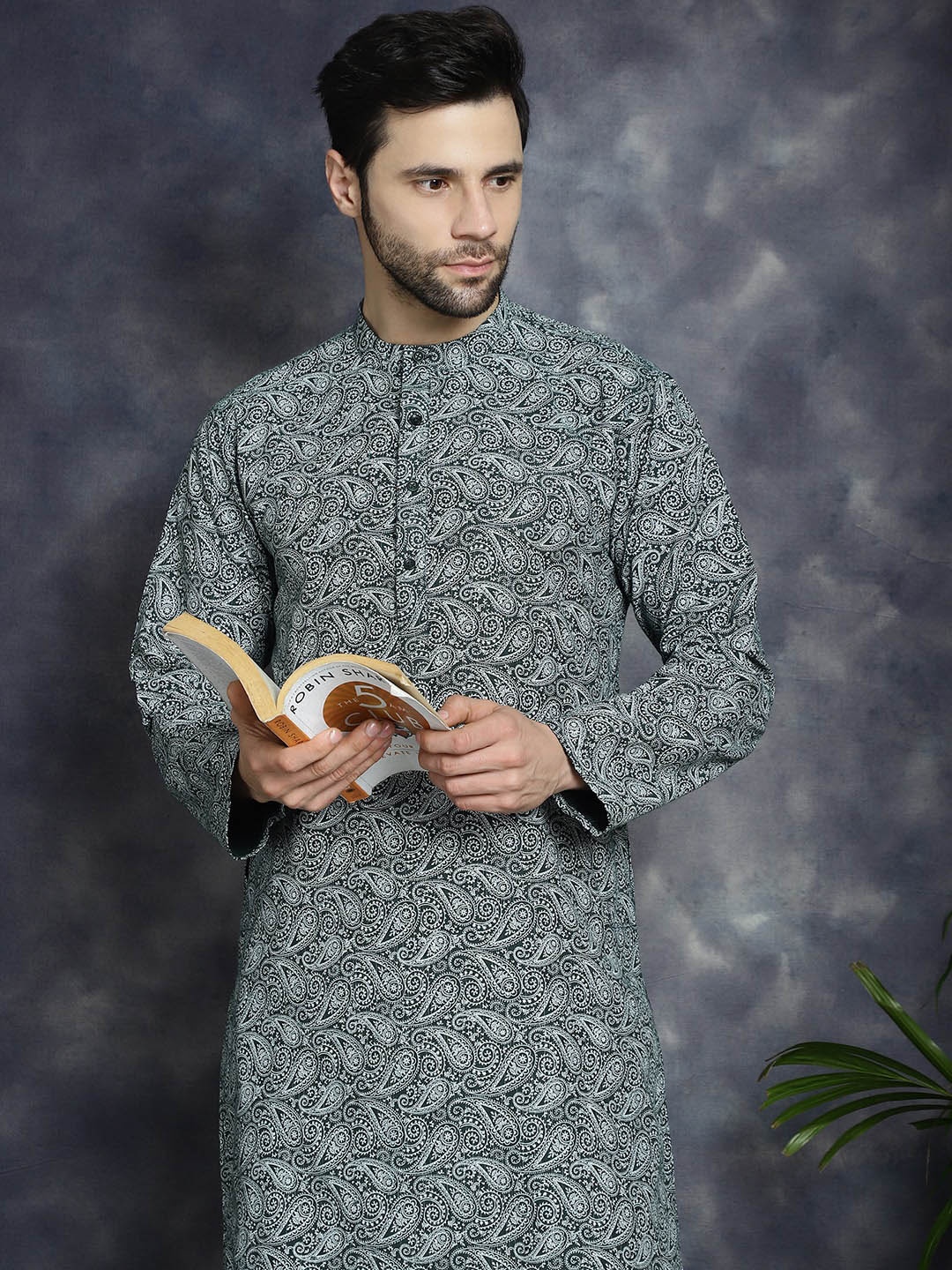 

Anouk Olive Green Paisley Printed Band Collar Straight Kurta