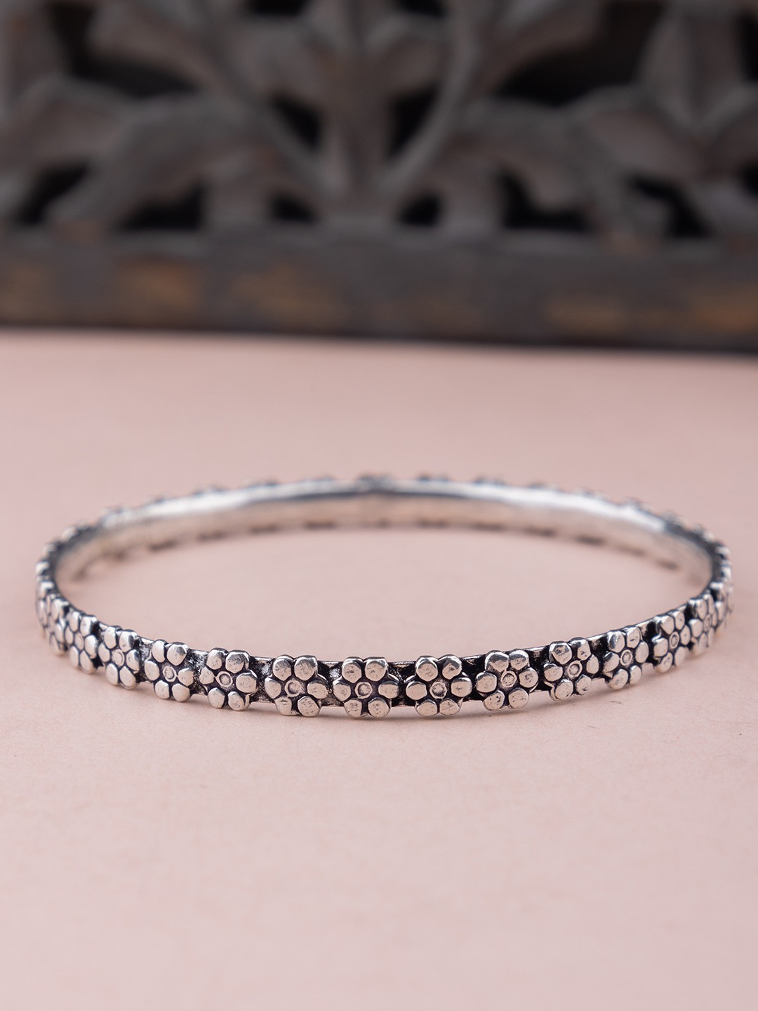 

Shyle 925 Sterling Silver Bangle