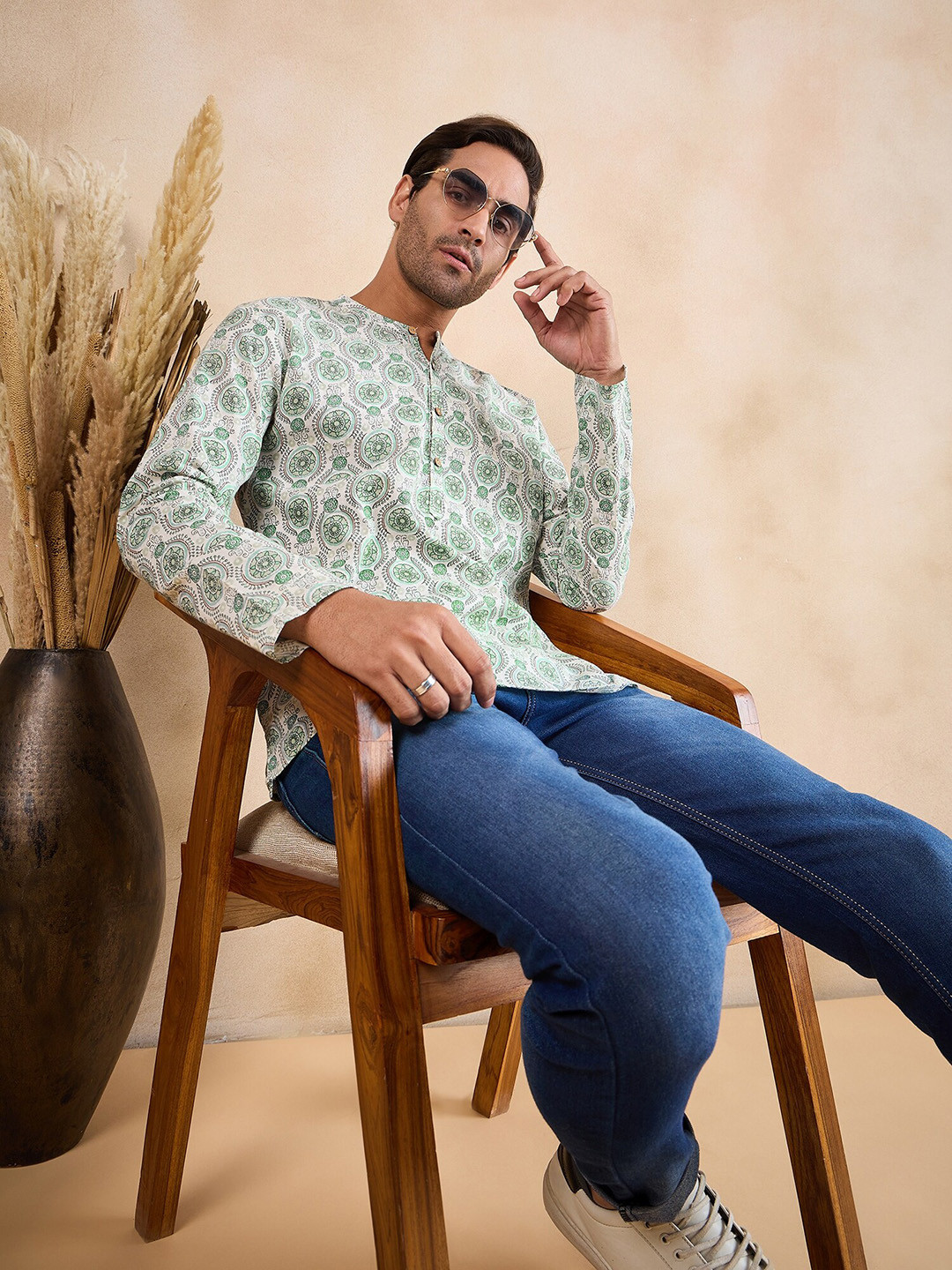 

Anouk White Ethnic Motifs Printed Band Collar Pure Cotton Straight Short Kurta