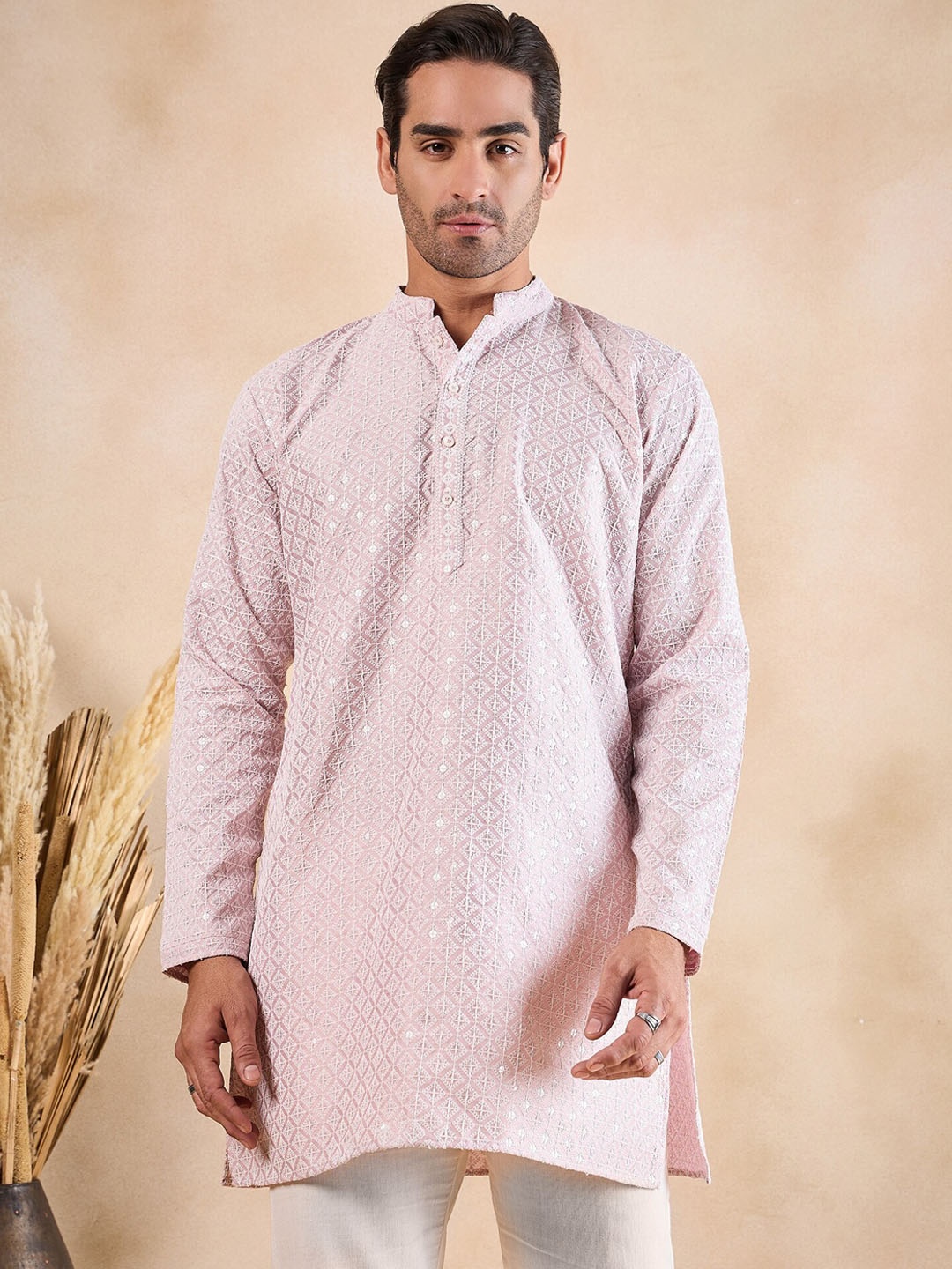 

Anouk Mauve Ethnic Motifs Embroidered Mandarin Collar Chikankari Kurta