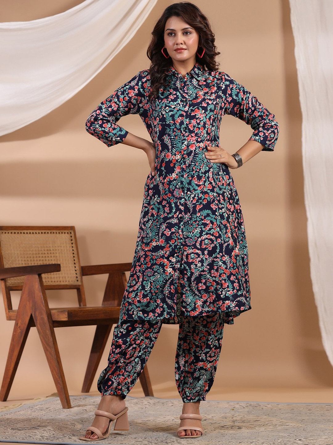 

JISORA Blue Floral Printed Shirt Collar Tunic with Trousers