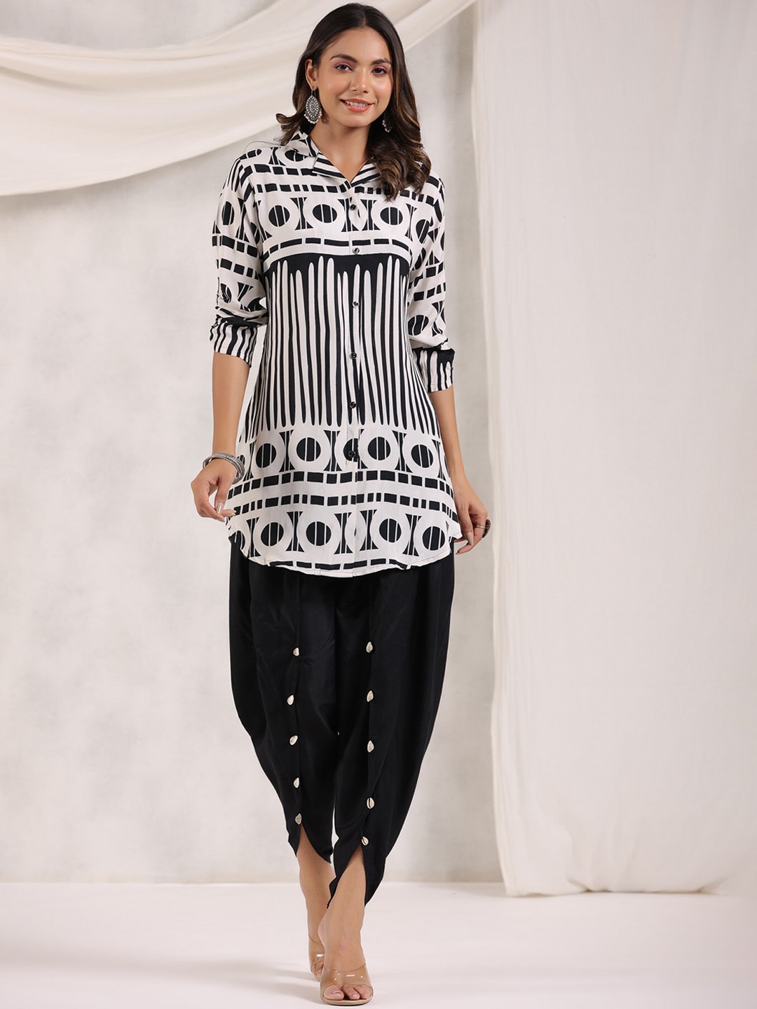 

JISORA White Silk Printed Shirt Collar Co-ordinate & Pyjama Set