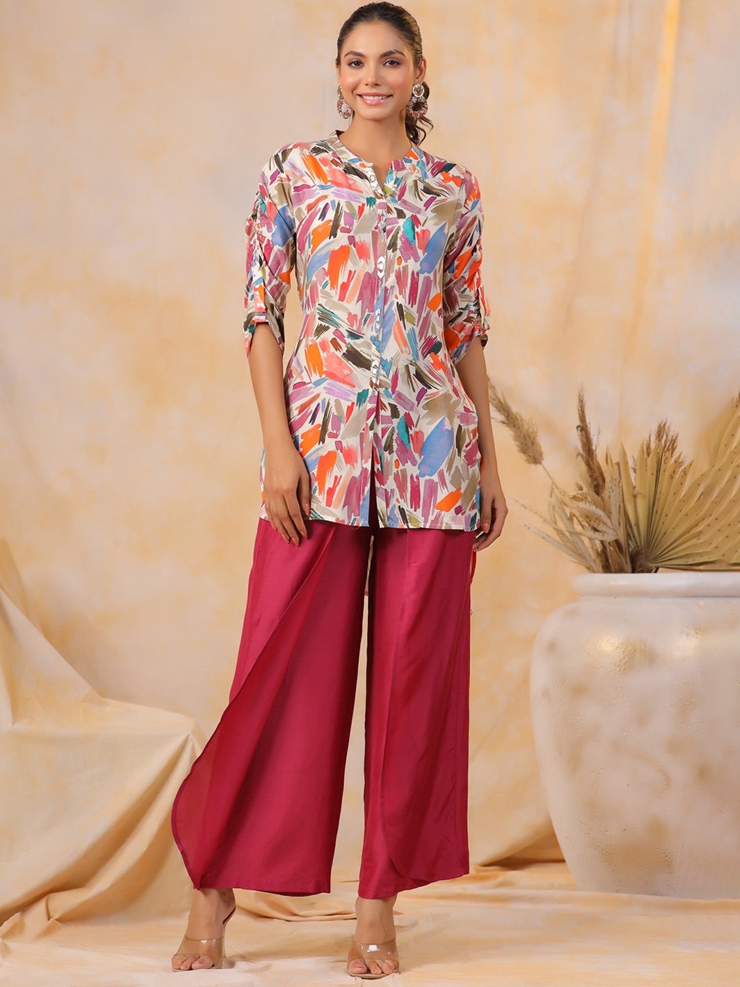 

JISORA Blue Abstract Printed Mandarin Collar Longline Shirt & Palazzos Set