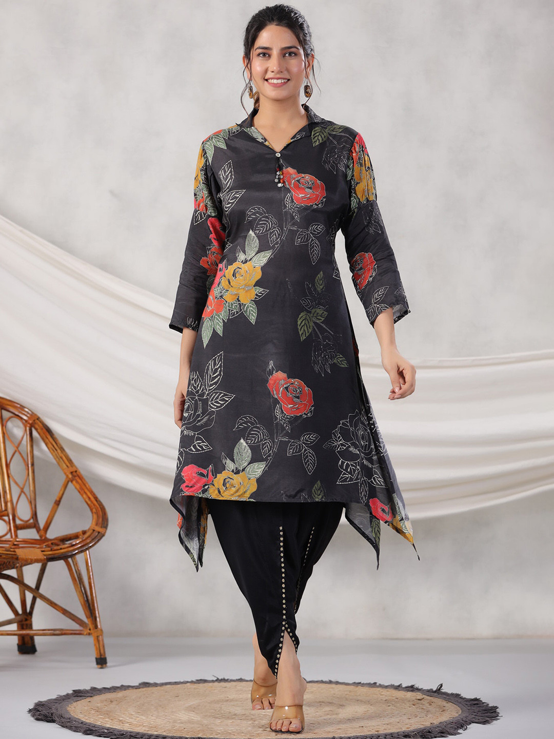 

JISORA Black Floral Printed Pure Silk Tunic with Dhoti Pants