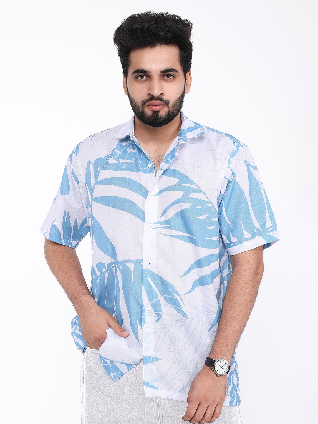 

BROWN BROTHERS Spread Collar Relaxed Floral Printed Casual Shirt, White