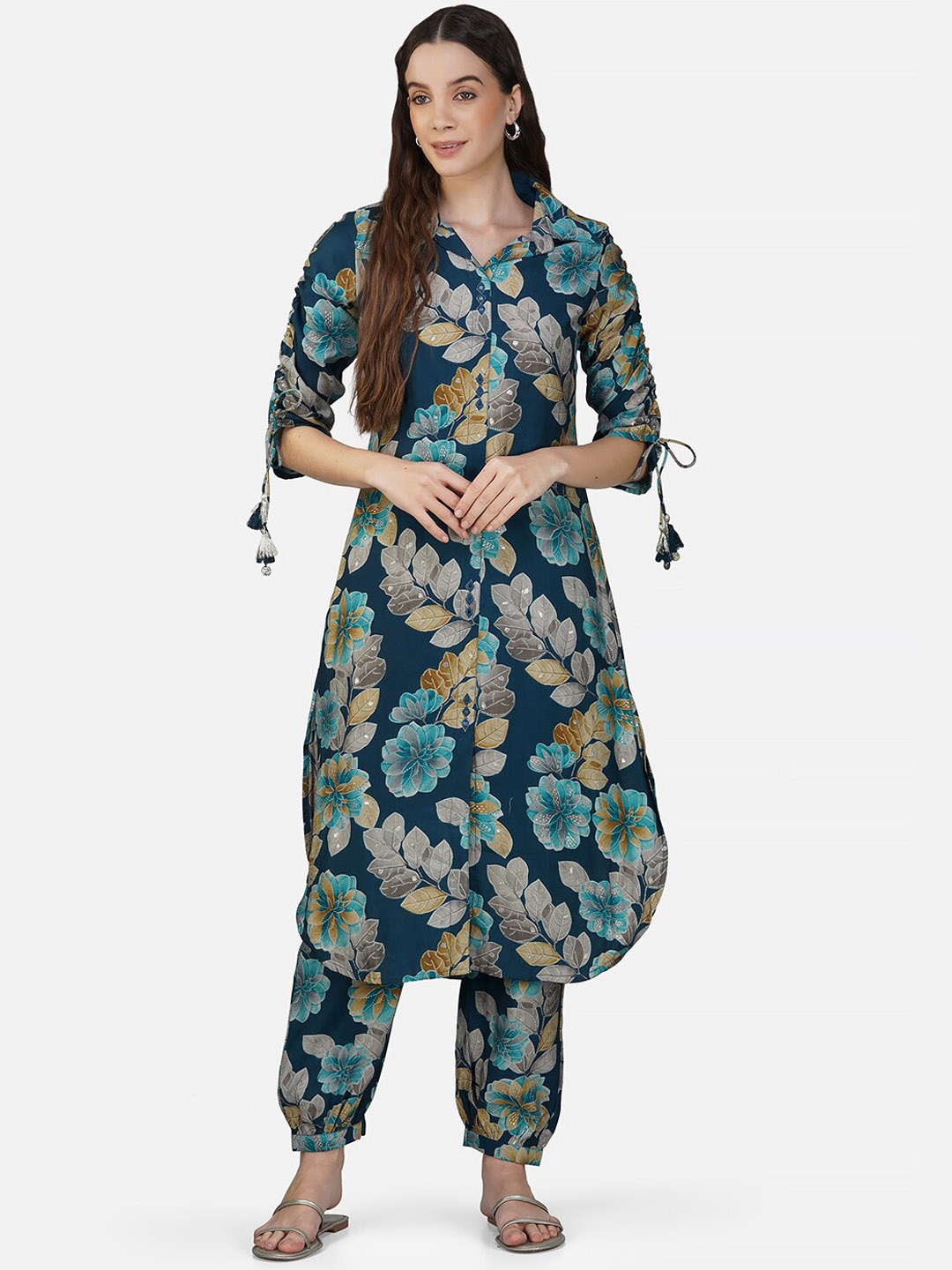 

INDIAN KNOTS Floral Printed Lapel Collar Kurta with Trousers, Blue