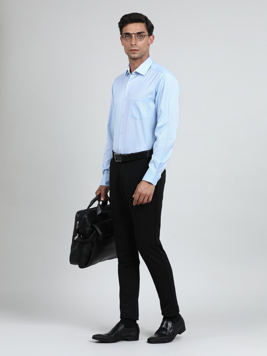 

IVOC Self Design Textured Spread Collar Formal Shirt, Blue