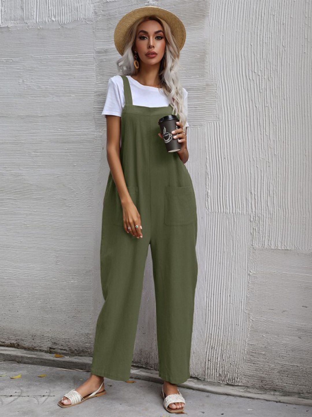 

StyleCast Green Shoulder Strap Basic Jumpsuit