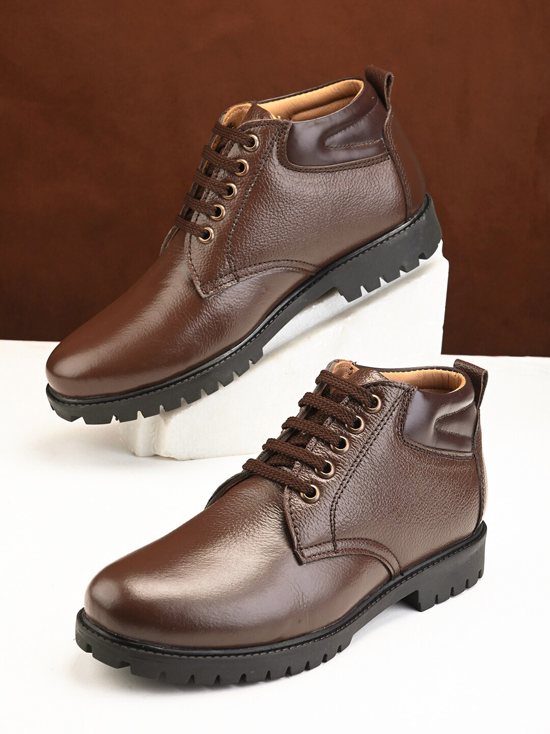 

The Roadster Lifestyle Co. Men Leather Mid Top Regular Boots, Brown