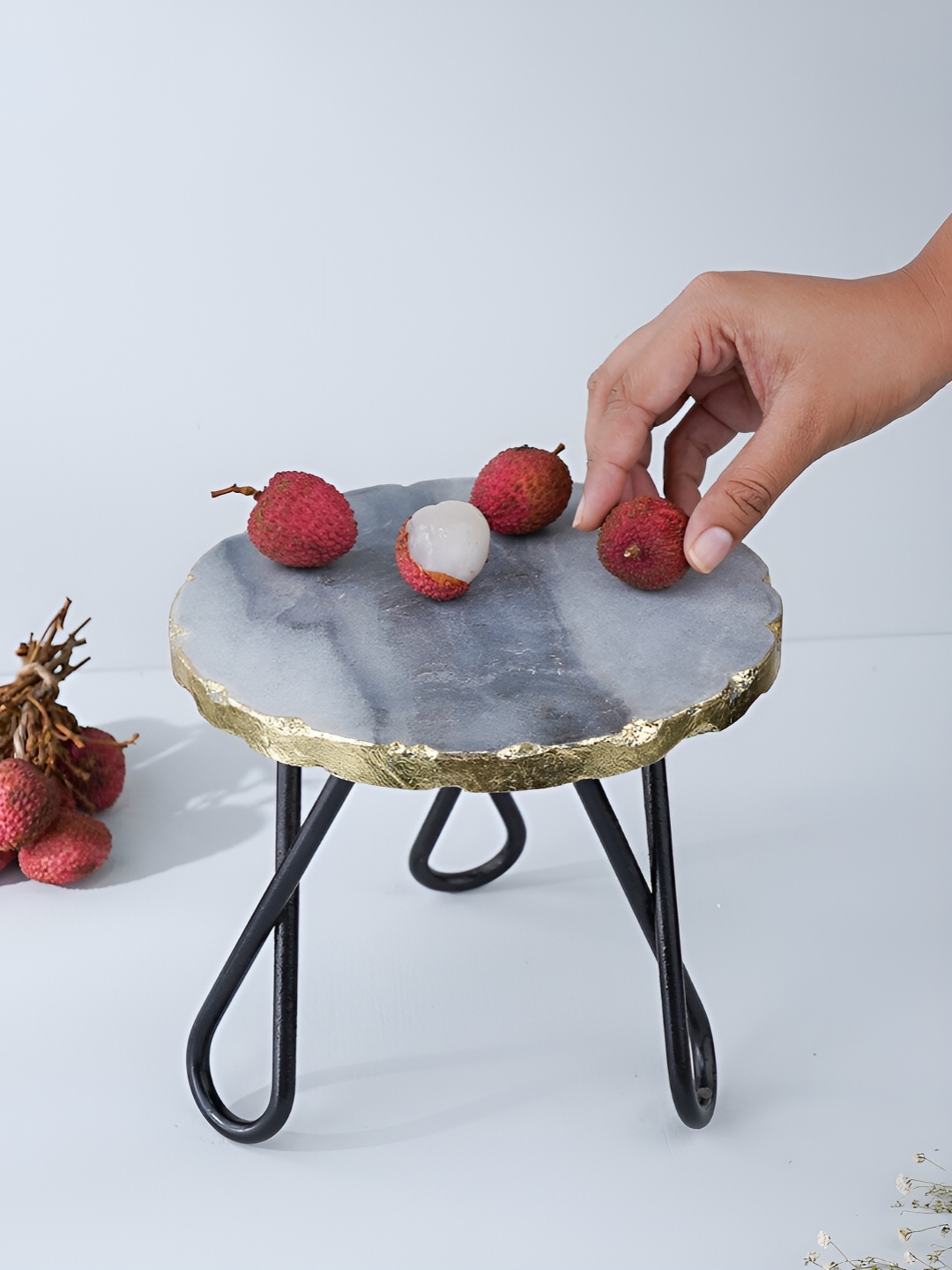 CASA DECOR Black & Grey Marble Cake Stand