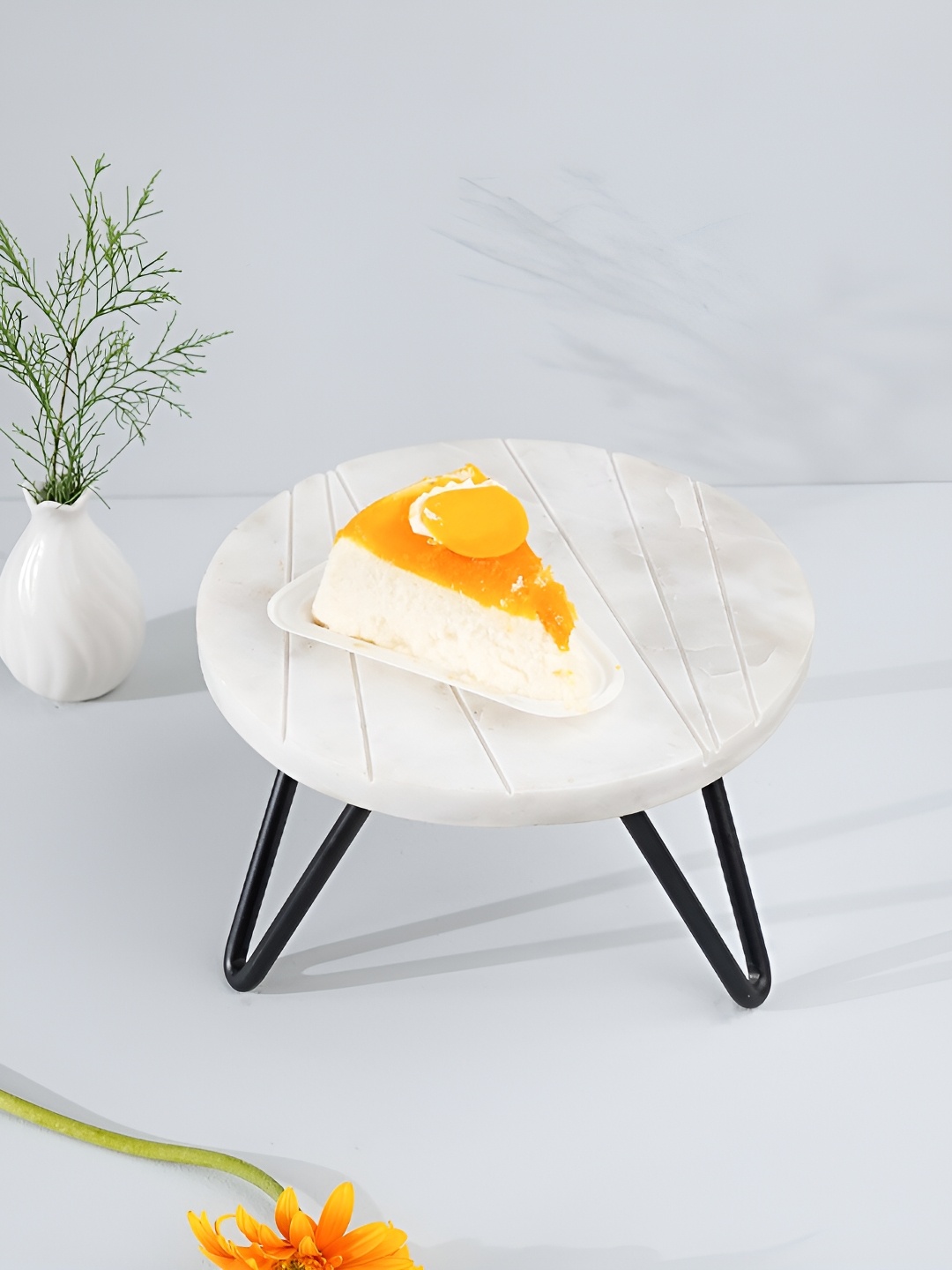 

CASA DECOR Black & White Marble Easy to Clean Macaroon Cake Stand