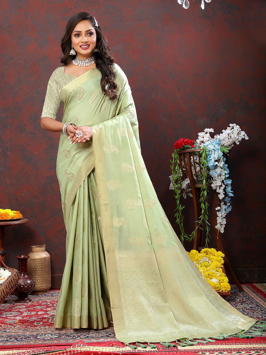 

PHEASANT Ethnic Motifs Woven Design Zari Banarasi Saree, Green