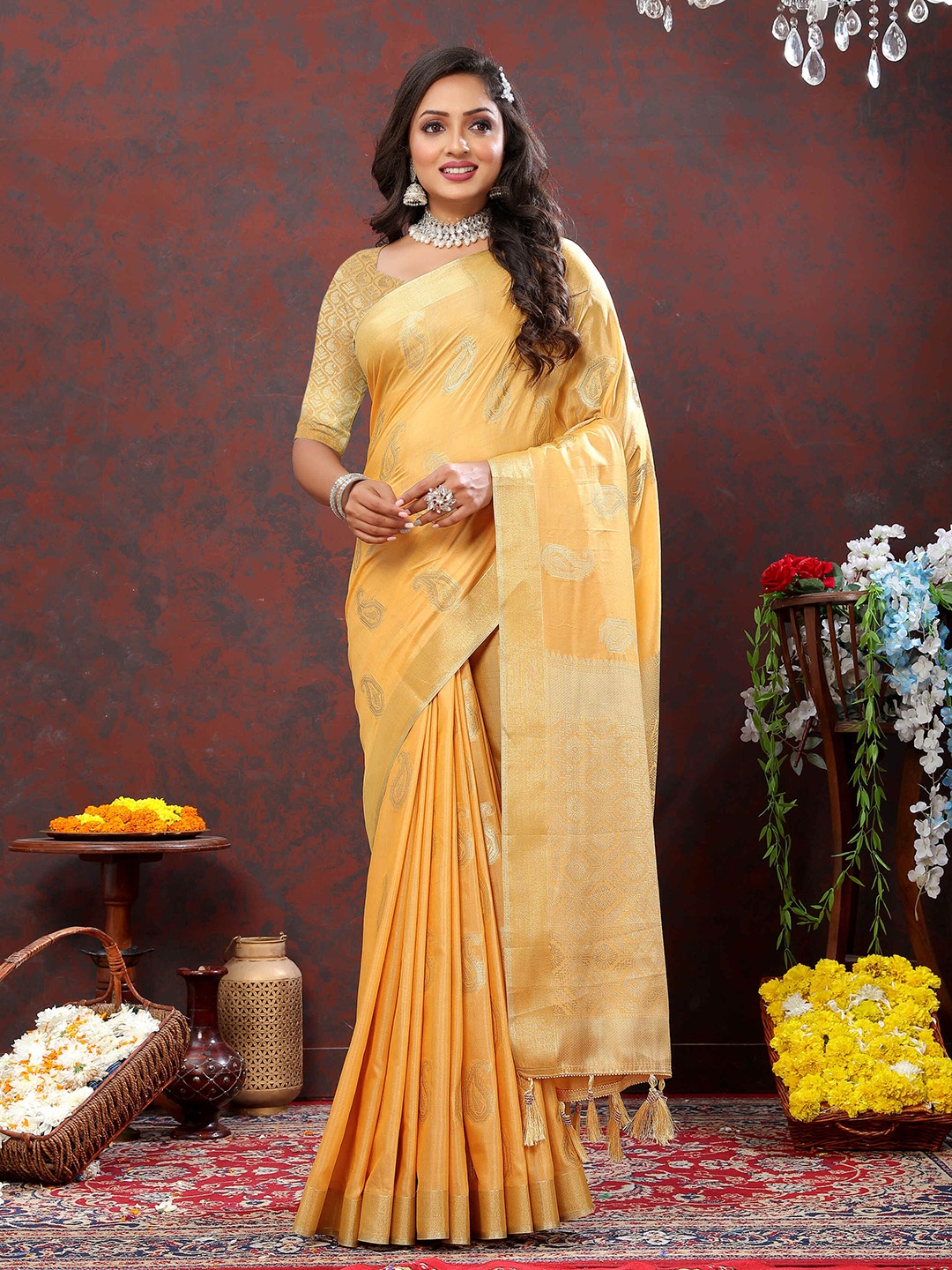 

PHEASANT Paisley Zari Pure Cotton Banarasi Saree, Yellow