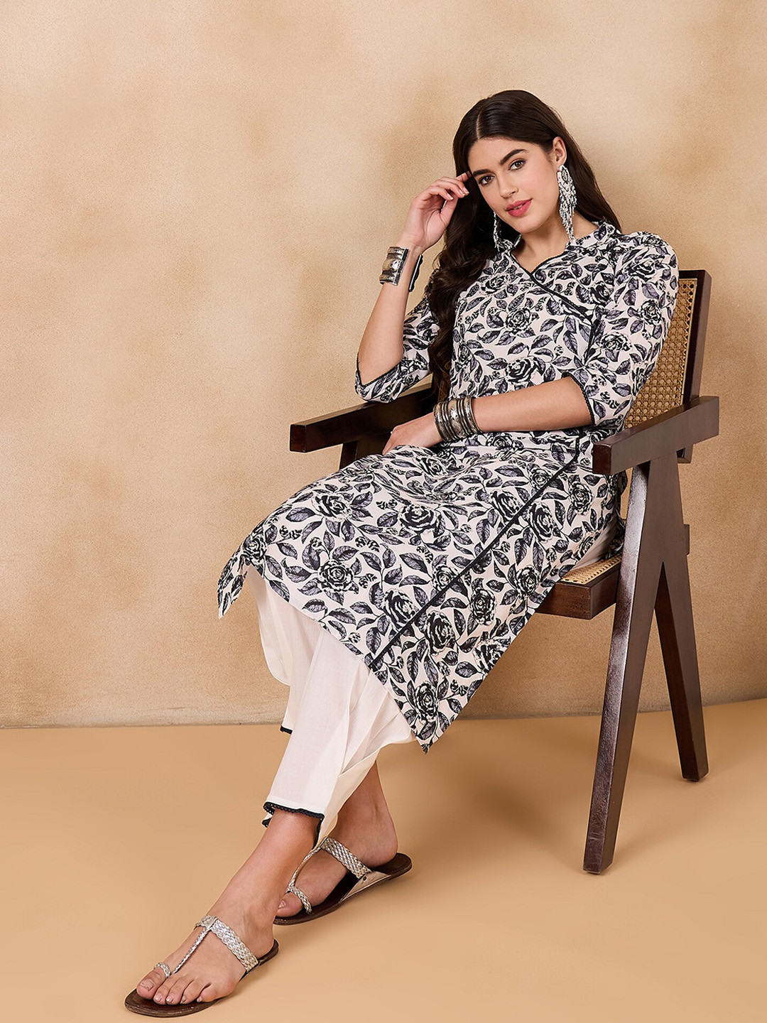 

Anouk White Floral Printed Angrakha Pure Cotton Straight Kurta with Trousers