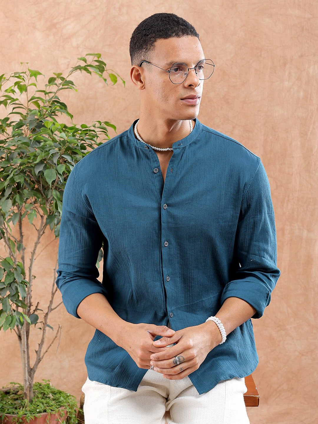 

The Indian Garage Co Men Slim Fit Textured Resortwear Shirt, Teal