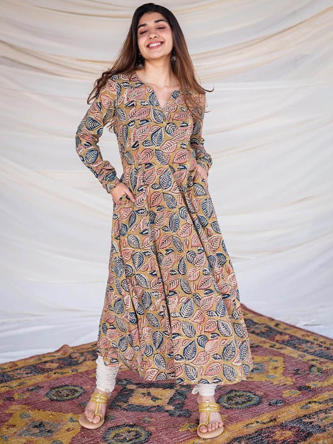 

PRENEA Paisley Printed Notched Neck Cotton Anarkali Kurta, Gold