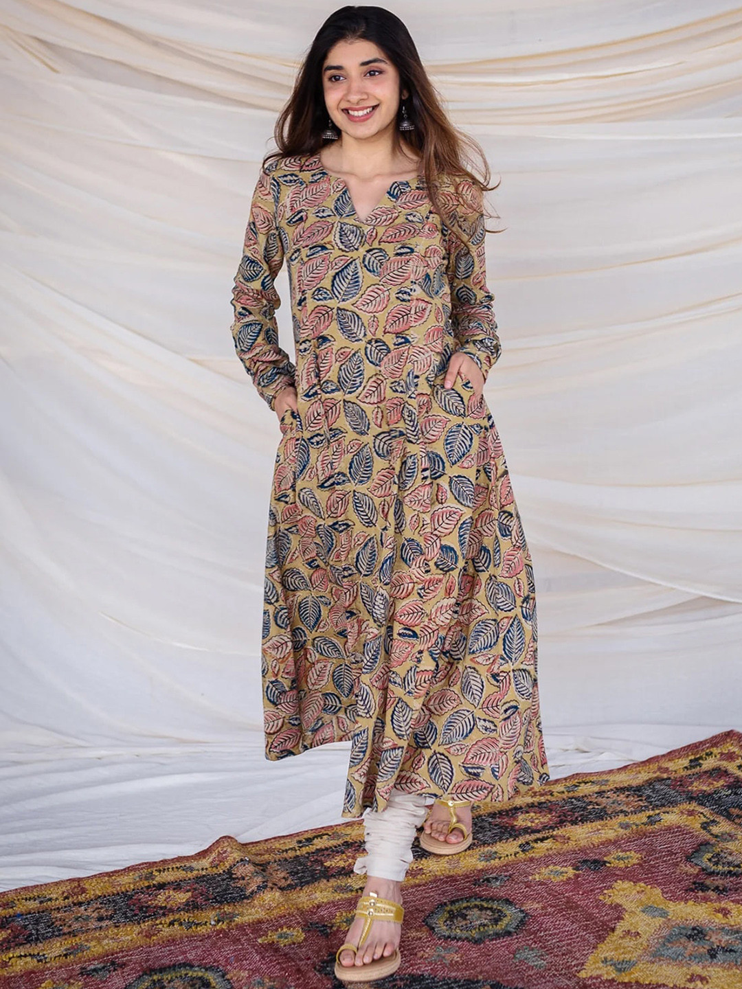 

Mitera Women Paisley Printed Notched Neck Panelled Cotton Anarkali Kurta With Pockets, Gold