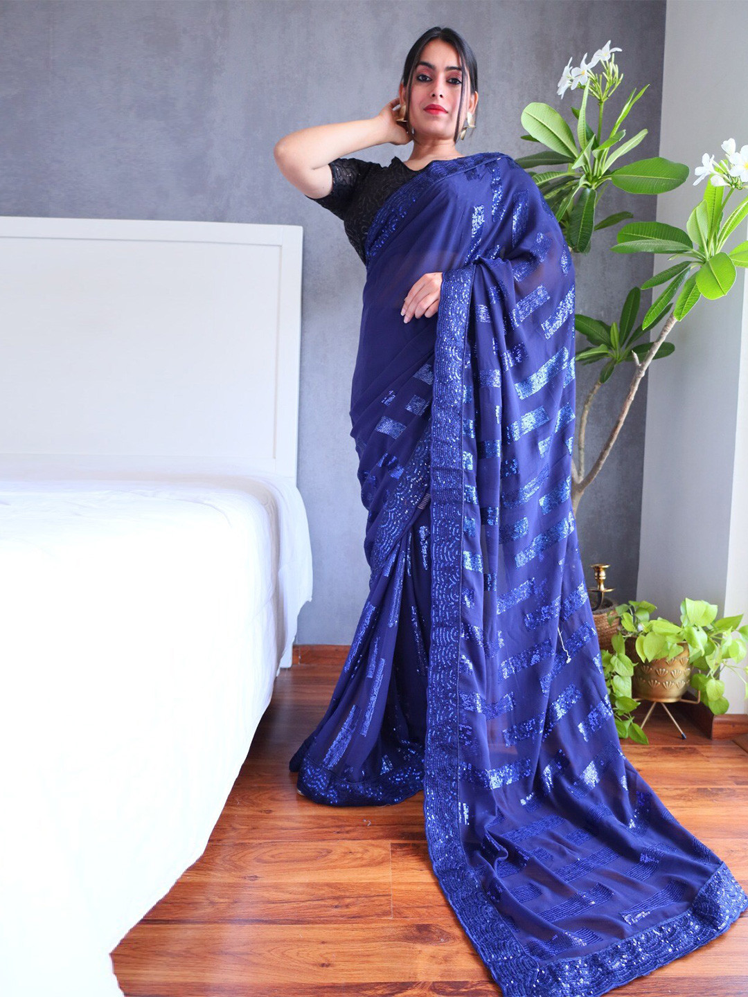 

K 5 Fashion Embellished Sequinned Saree, Blue