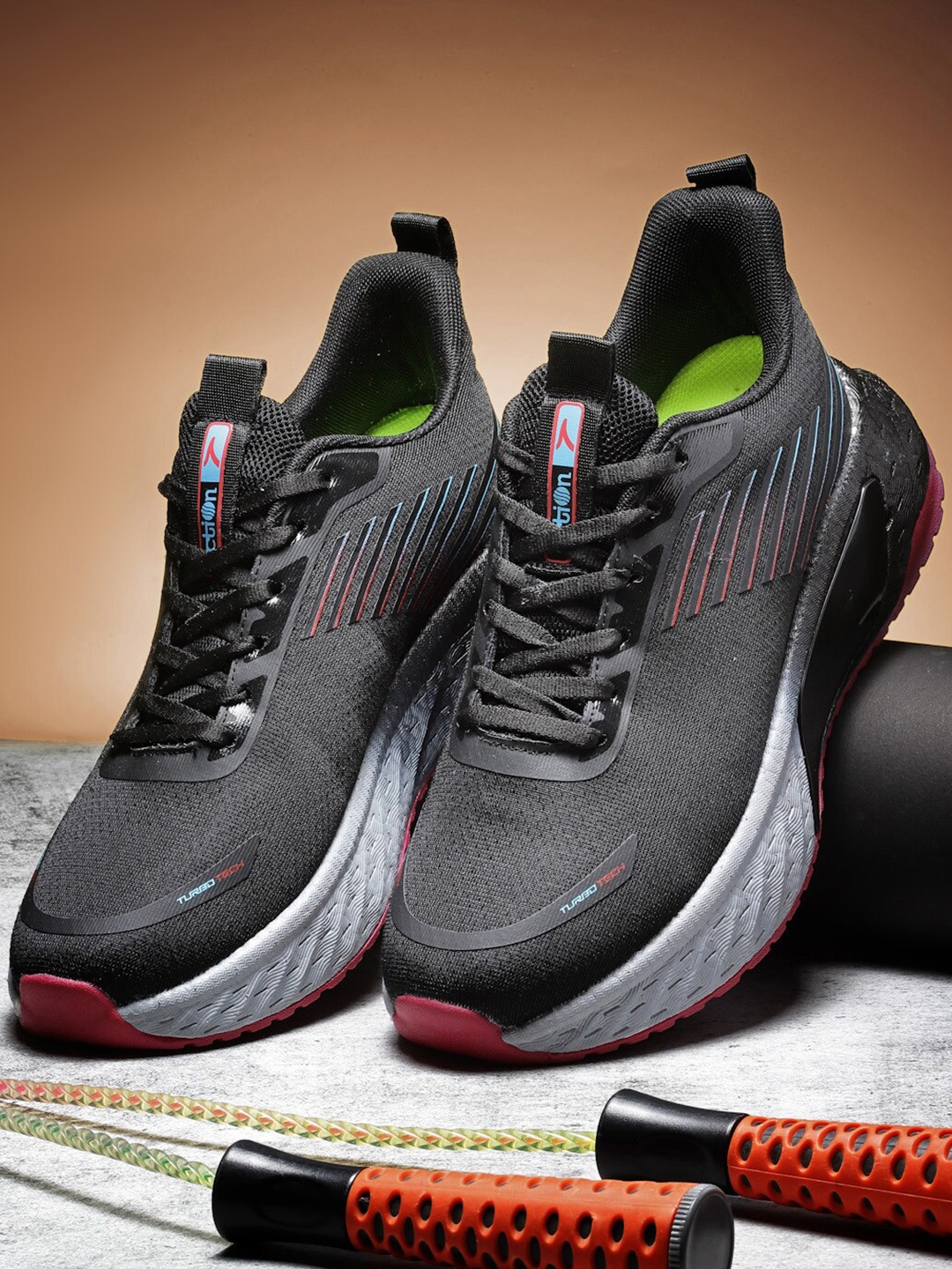 

Action Men Mesh Lightweight Lace-Ups Running Shoes, Black