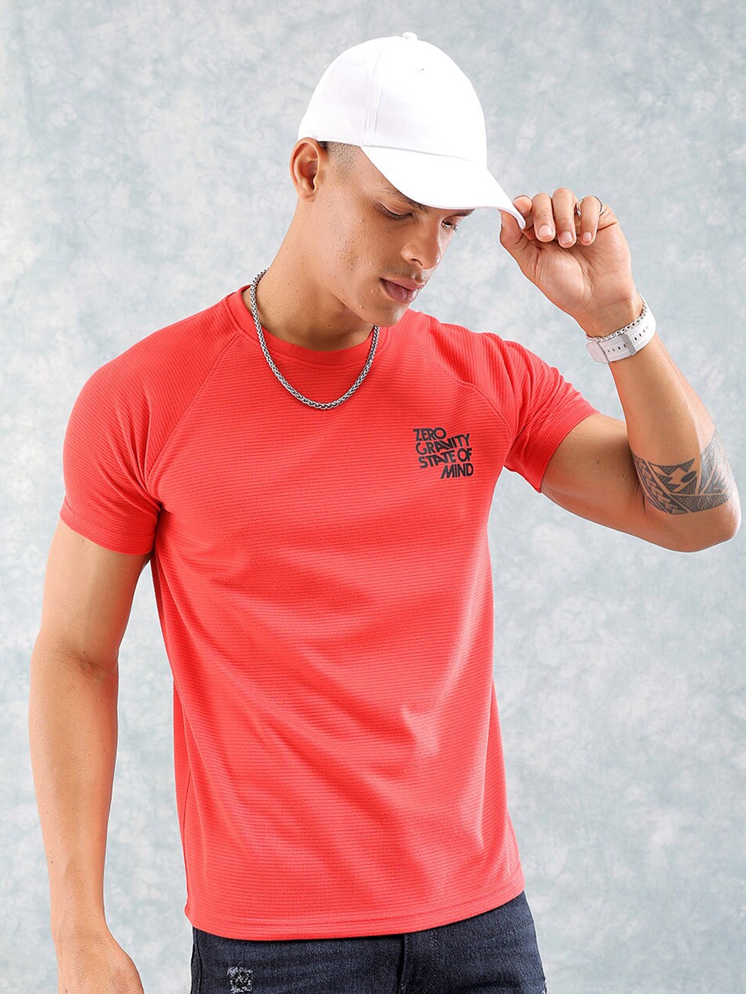 

The Indian Garage Co Round Neck Slim Fit T-shirt, Red