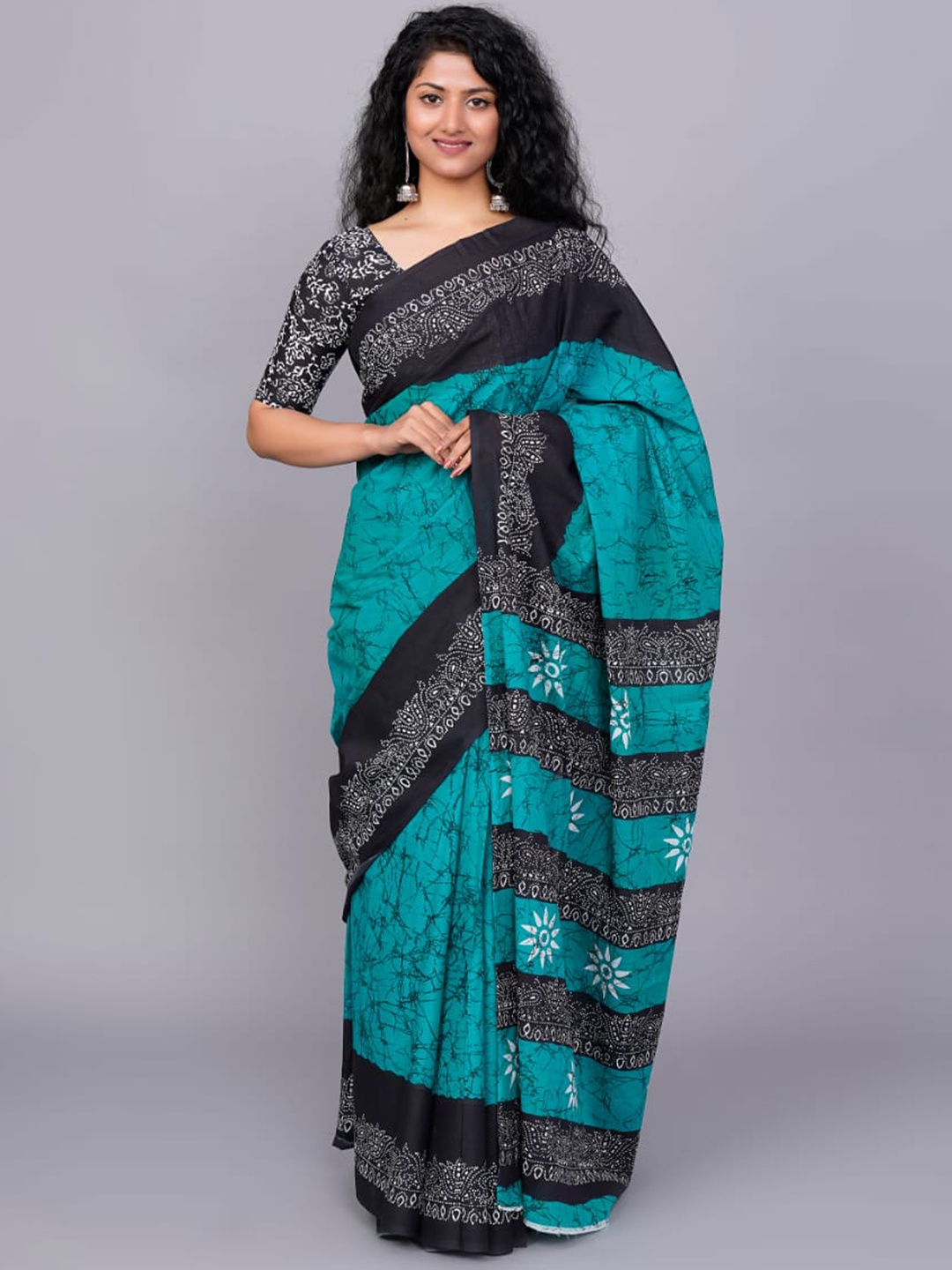 

clothonus Abstract Pure Cotton Block Print Saree, Green