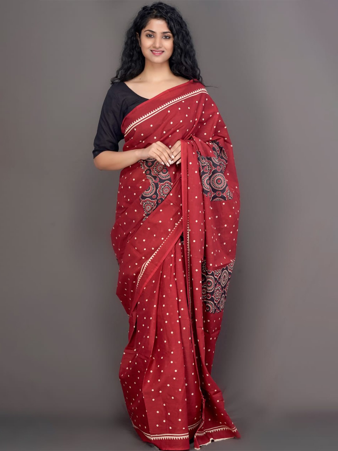 

clothonus Kalamkari Printed Pure Cotton Block Print Saree, Maroon