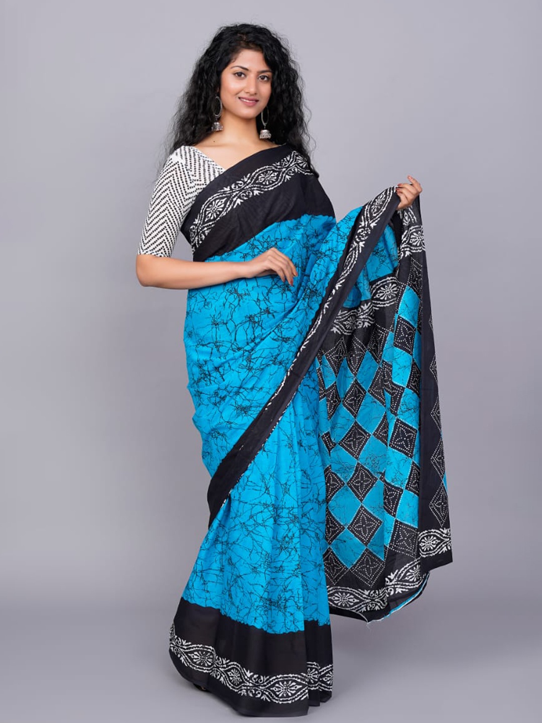 

clothonus Abstract Pure Cotton Block Print Saree, Blue