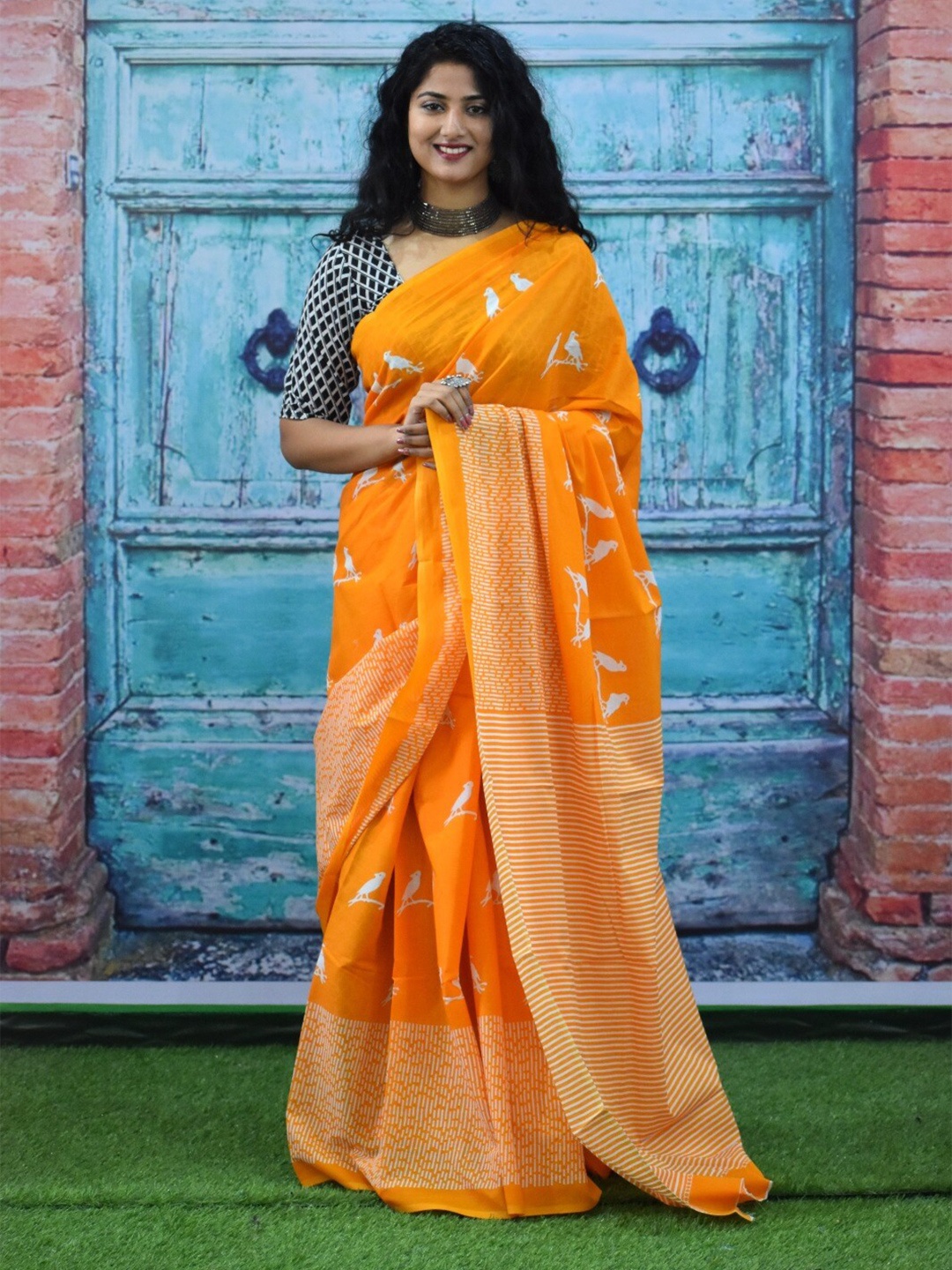 

clothonus Kalamkari Printed Pure Cotton Block Print Saree, Yellow